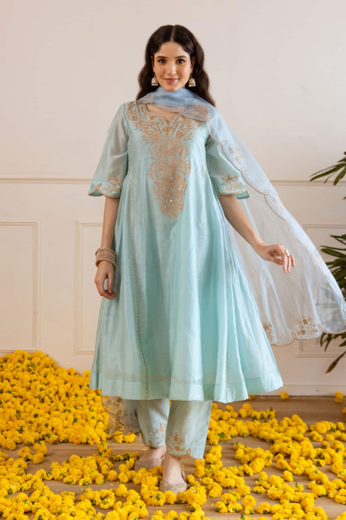 ASRUMO Chanderi Zari & Taari Embroidered Kurta Set