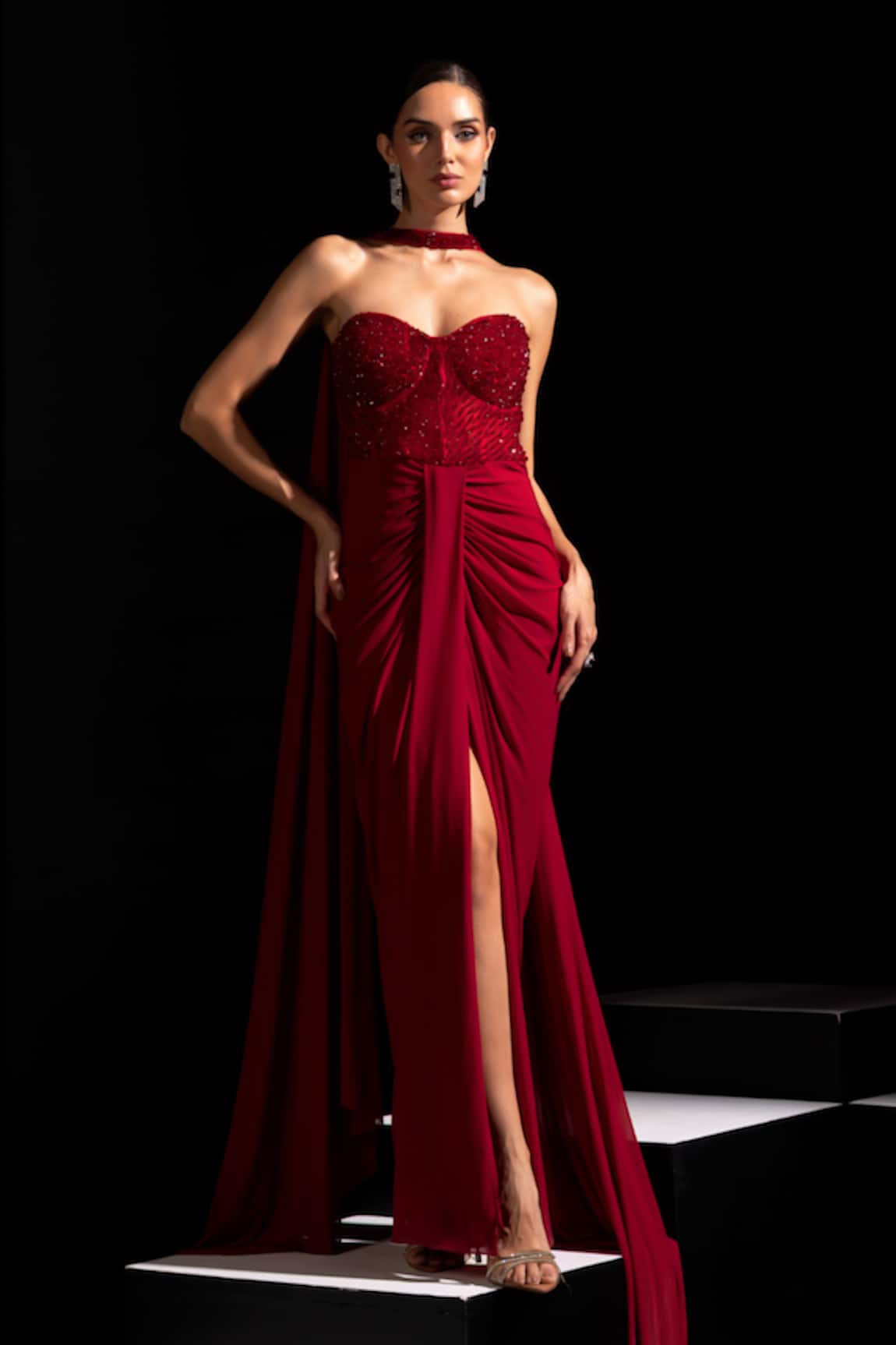 Vesture Rouge Crystal Embellished Gown With Choker Cape