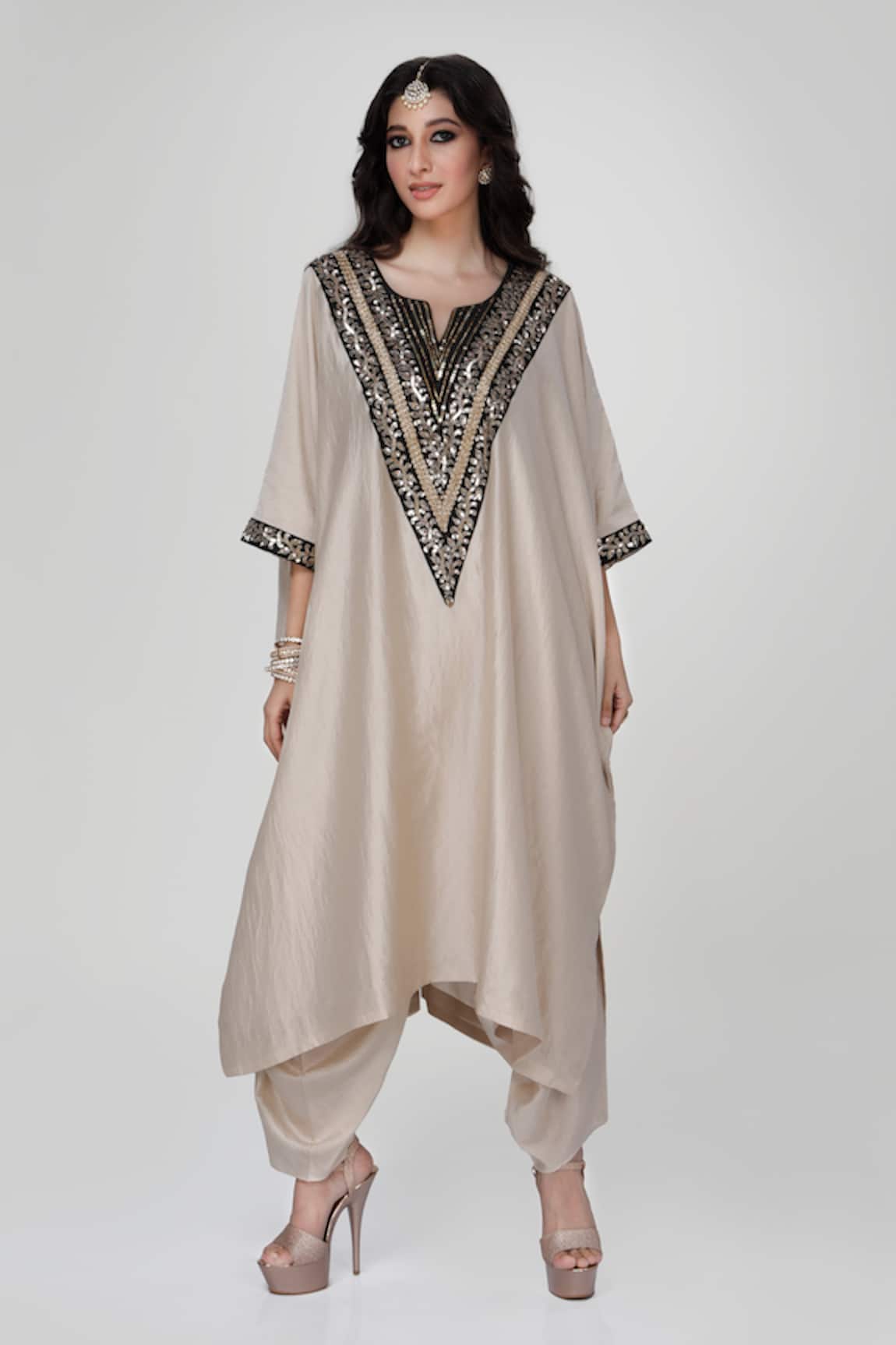 Ranian Wrinkled Silk Kaftan With Dhoti Salwar
