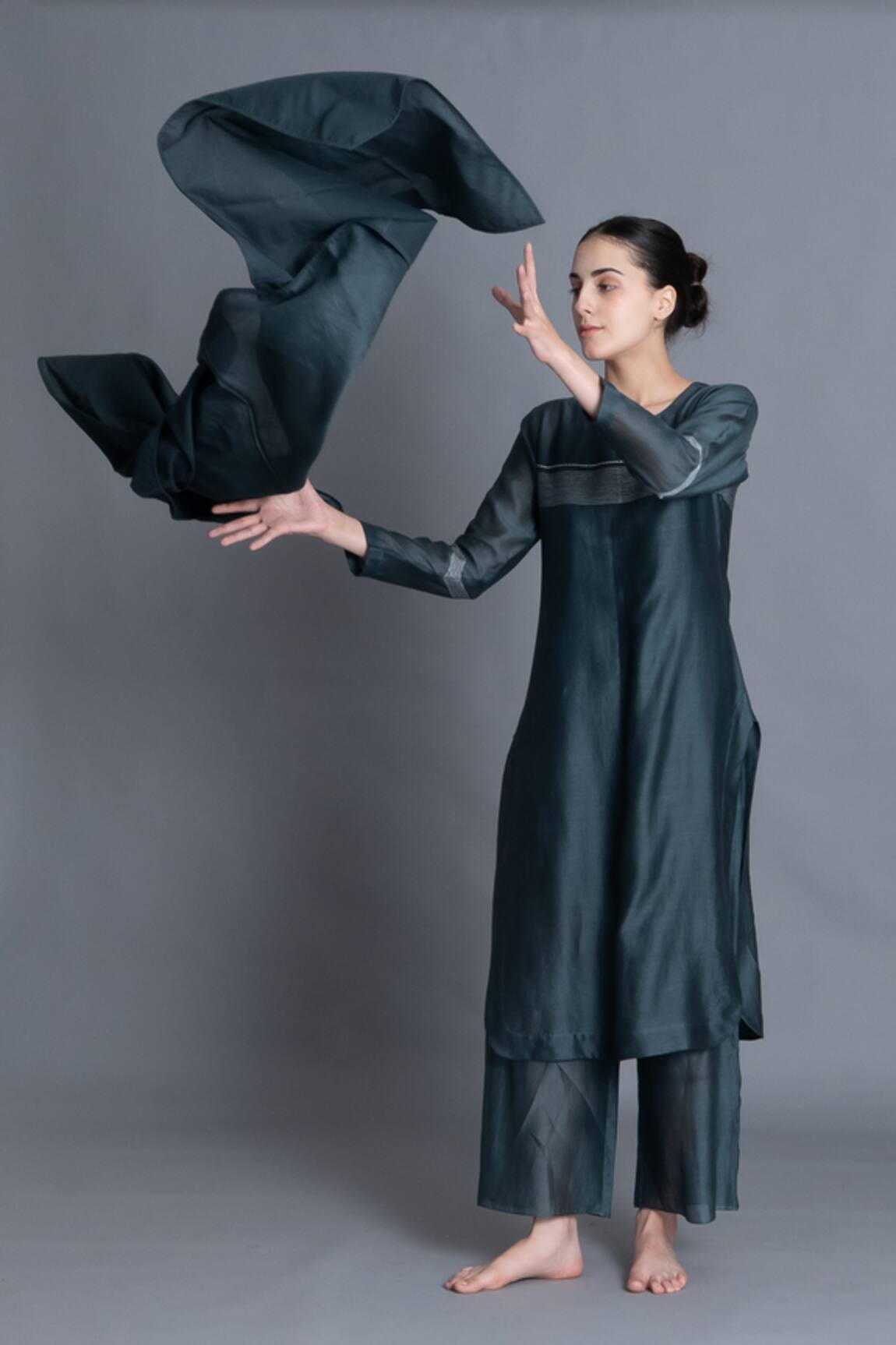 Khat E-mint Embroidered Kurta & Pant Set