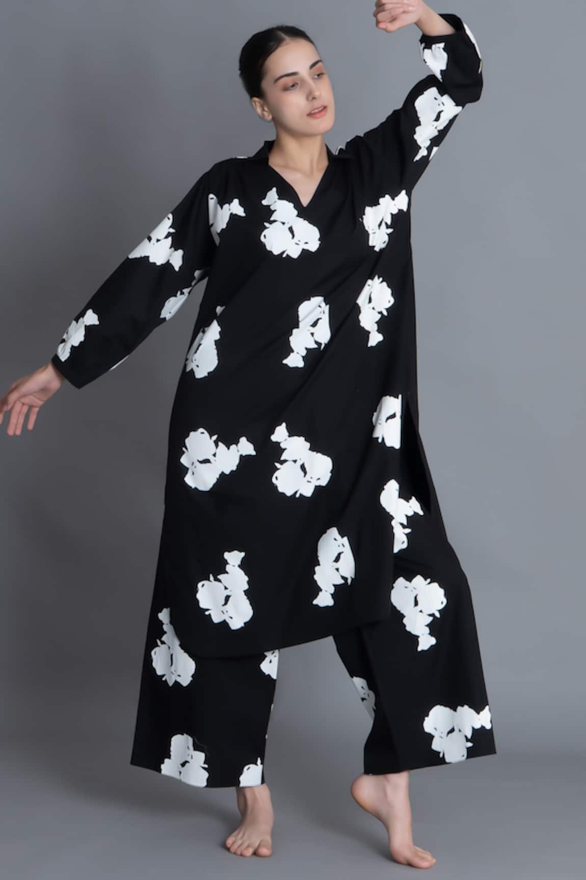 Khat Black Floral Printed Kurta & Pant Set