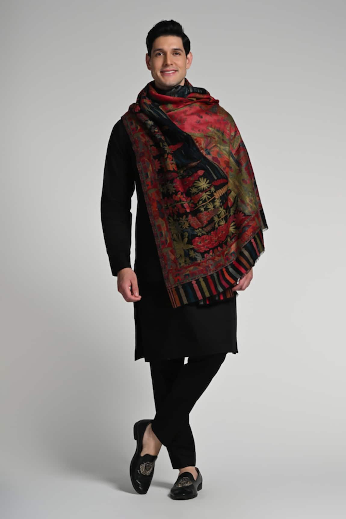 Taroob Taroob Magical Raj-Mahal Fine Wool Kaani Shawl
