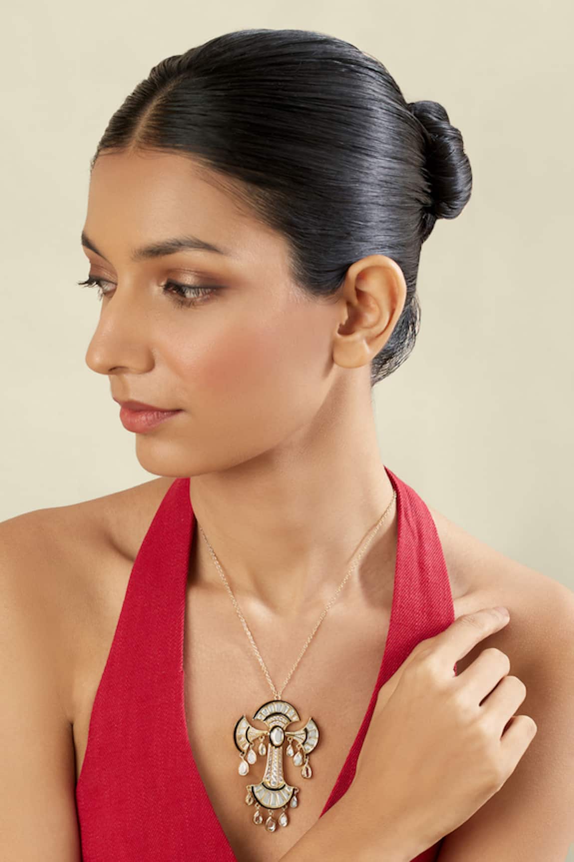 Isharya 18Kt Gold Plated Cristal Pendant Necklace