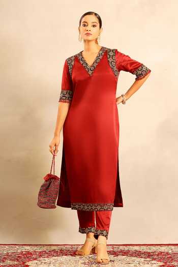 Sejal Kamdar Ajrakh Embellished Kurta & Pant Set 