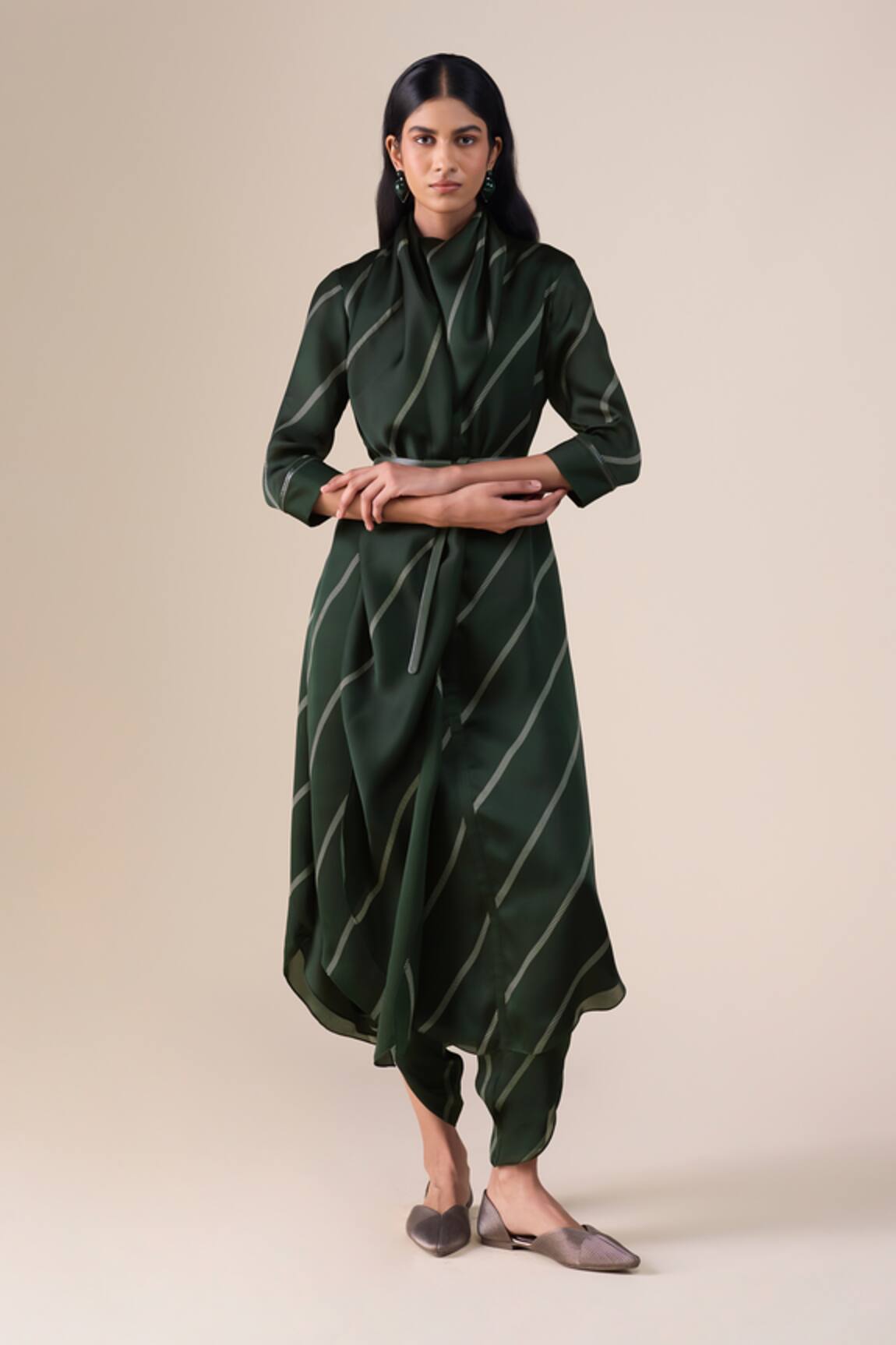 Ampm Zeba Linear Pattern Kurta With Dhoti Pant 