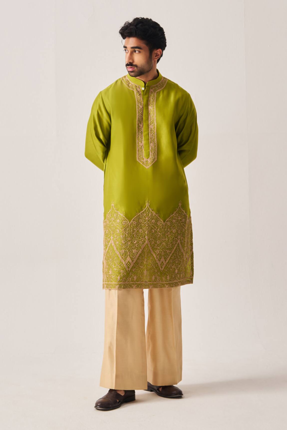 Wabi Sabi By Anshum-Ritesh Floral Dome Embroidered Kurta & Flare Pant 