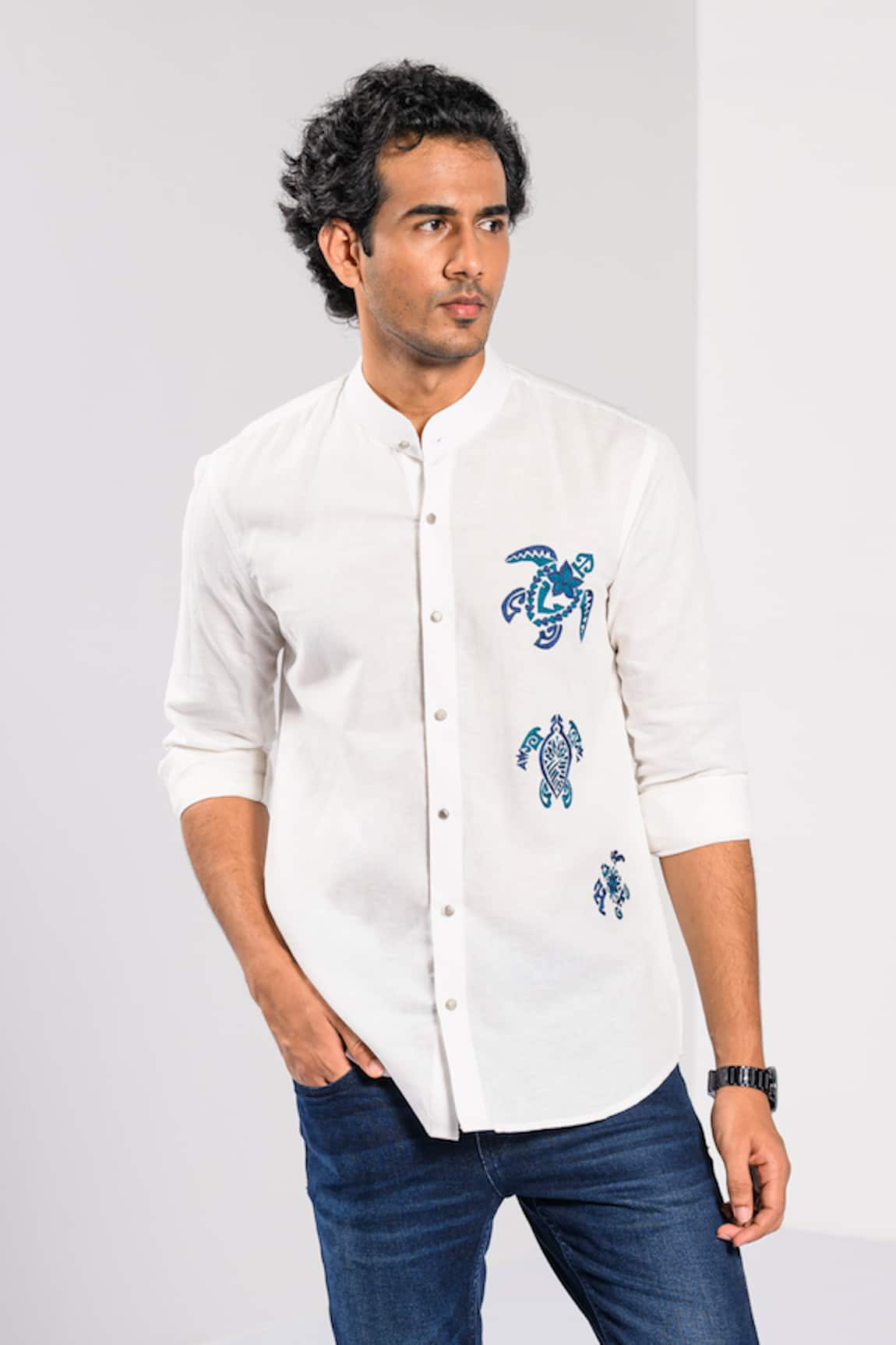 Kalpana Naik Hawaiian Turtle Embroidered Cotton Linen Shirt