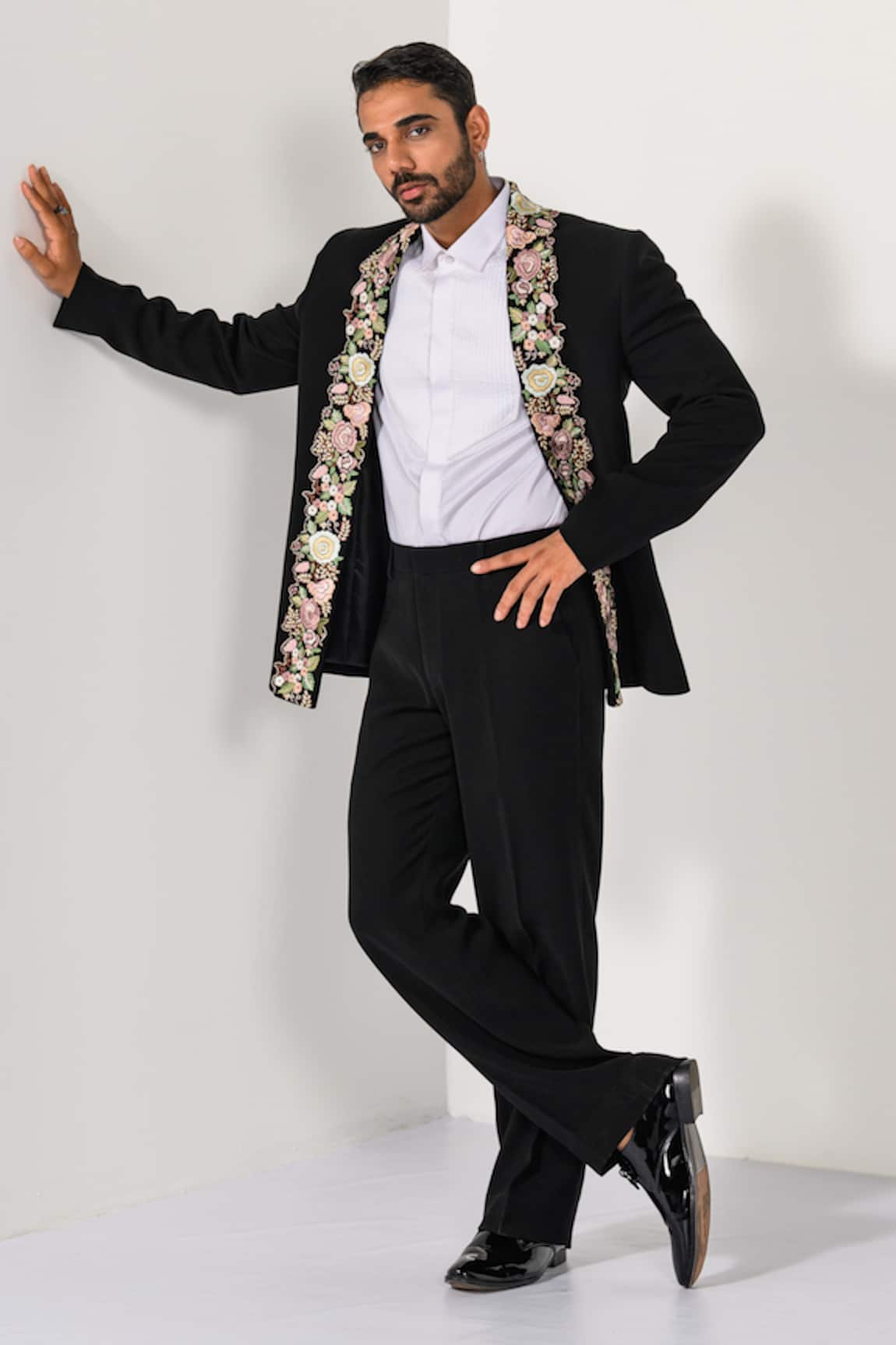 Kalpana Naik Blooming Beauty Embroidered Tuxedo Blazer & Trouser