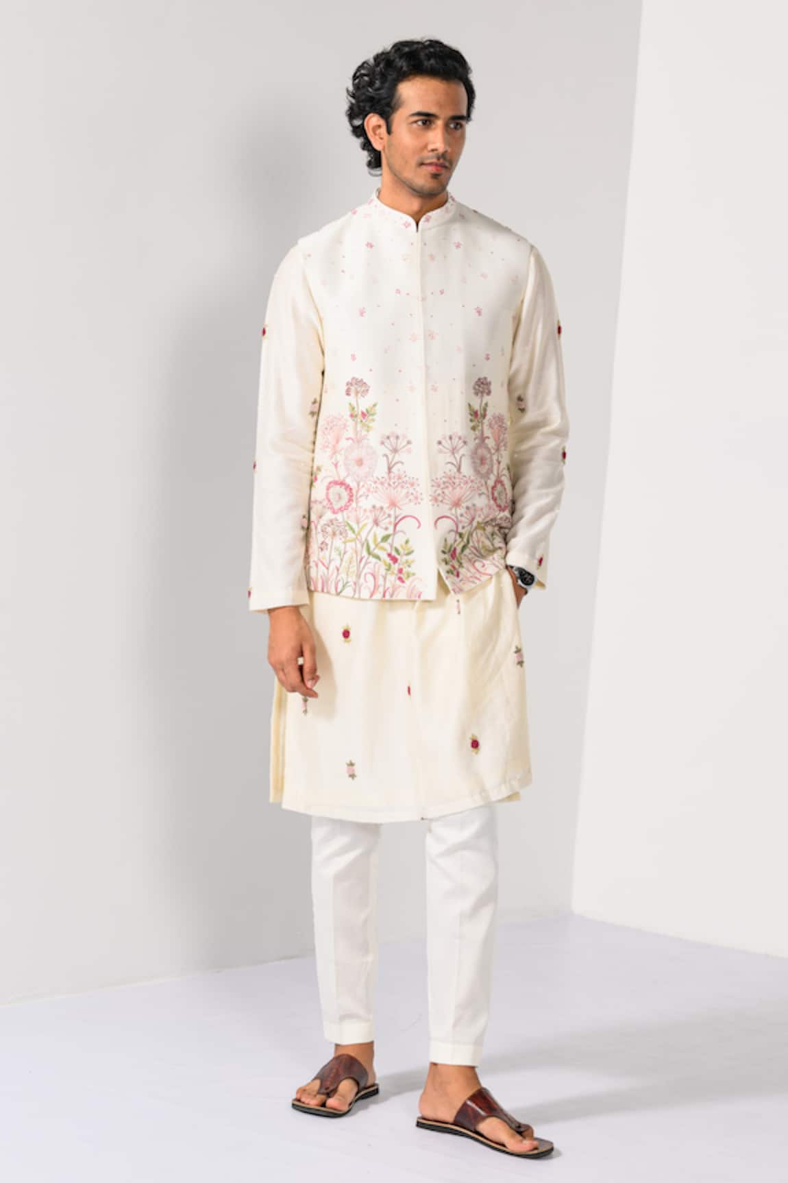 Kalpana Naik Floral Finesse Embroidered Chanderi Nehru Kurta Set 