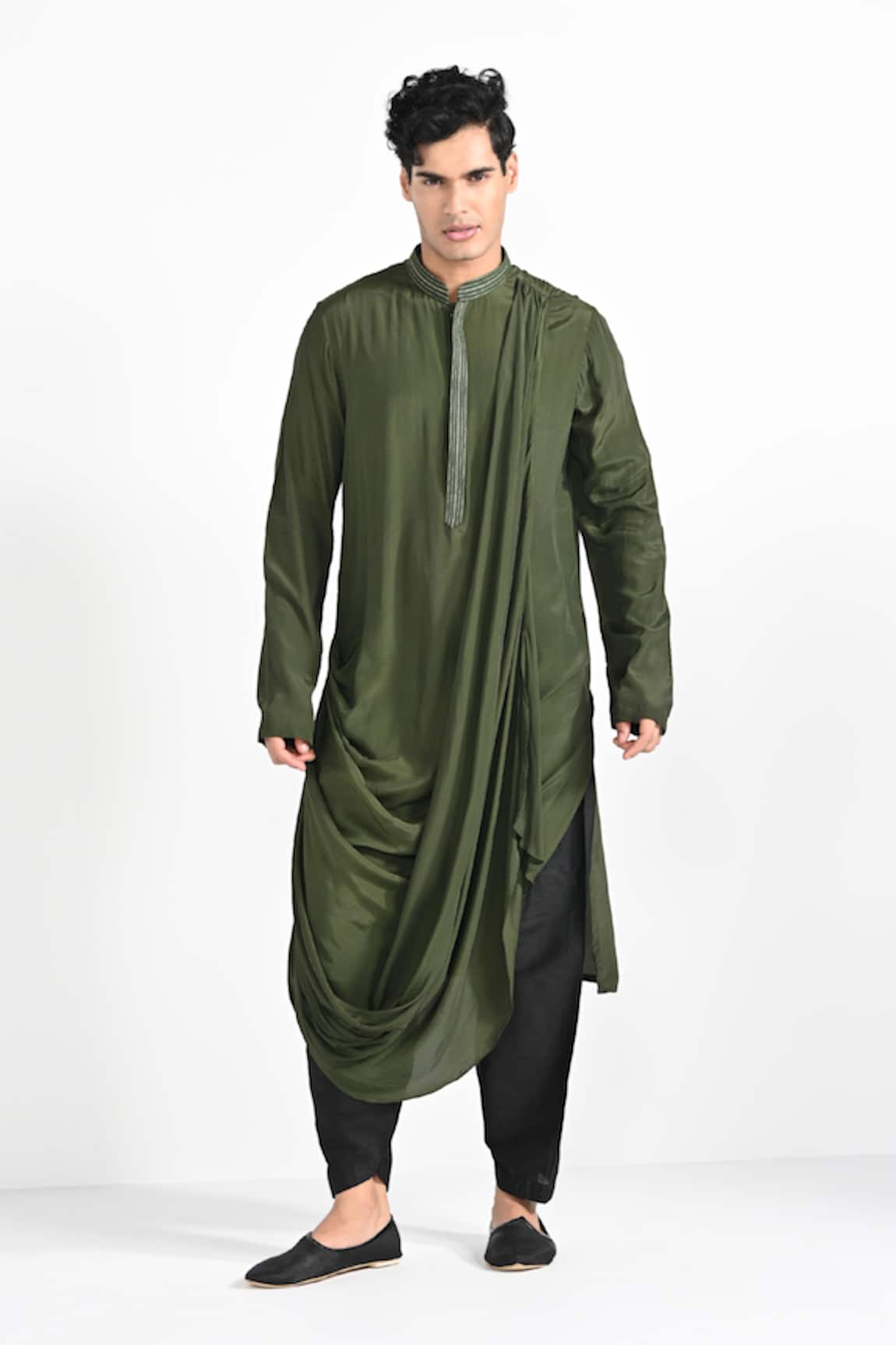 Kalpana Naik Dollar Bill Kurta Set 