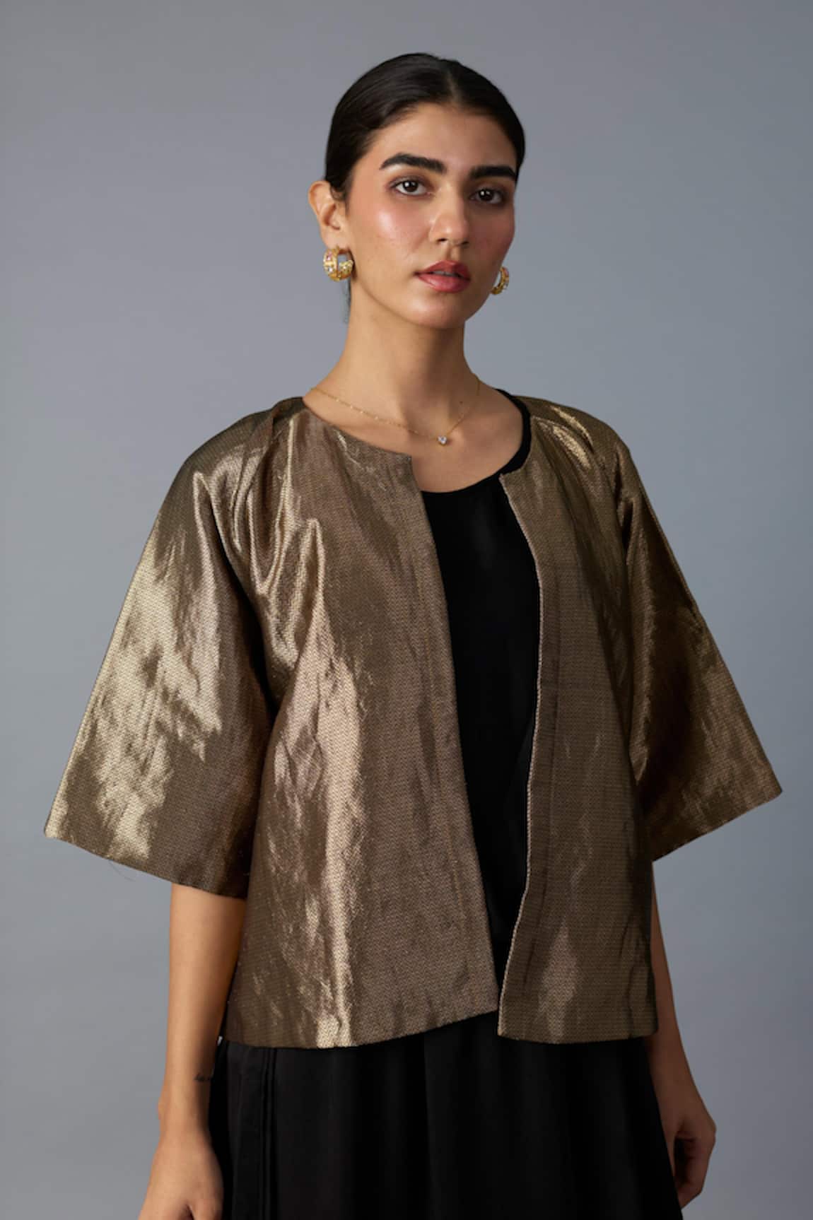 Vasstram Chamkila Short Zari Jacket