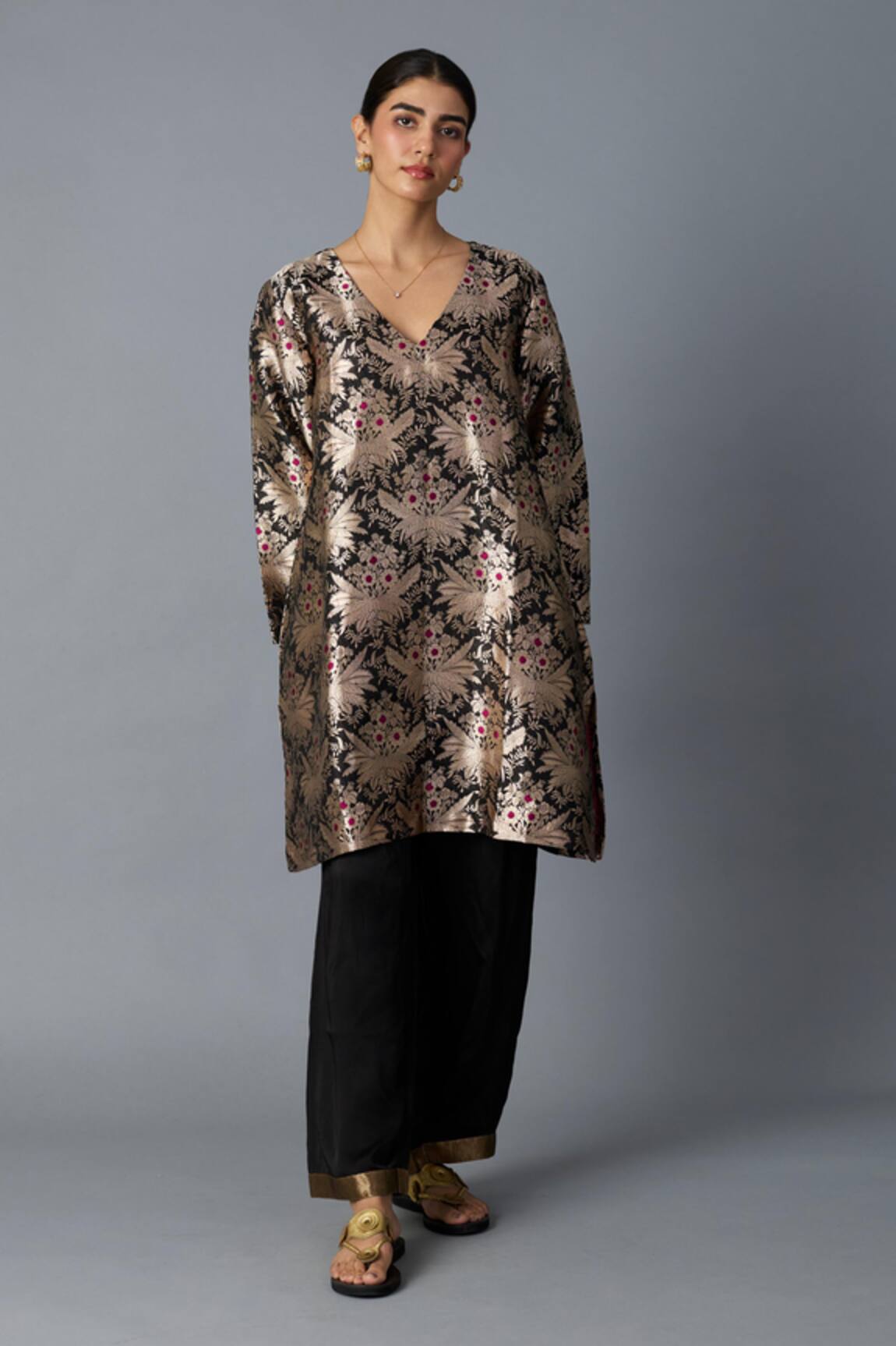 Vasstram Hazara Floral Woven Kurta & Pant Set