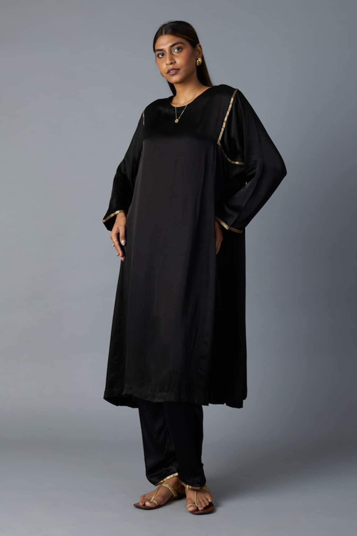 Vasstram Sabah Zari Panelled Kurta With Pant