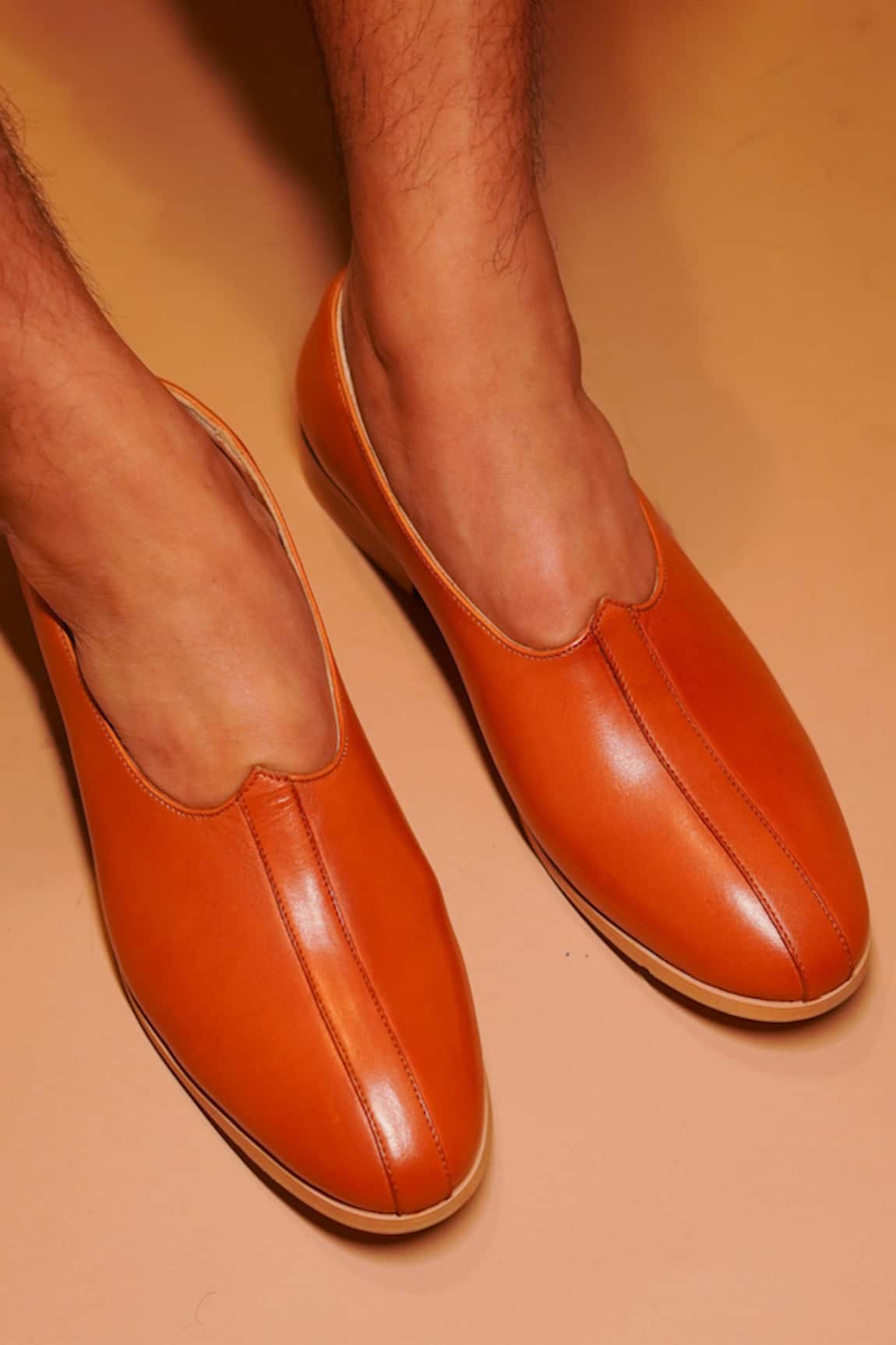 Dmodot Ethnico Bronzo Tan Leather Full-Grain Crust Mojaris