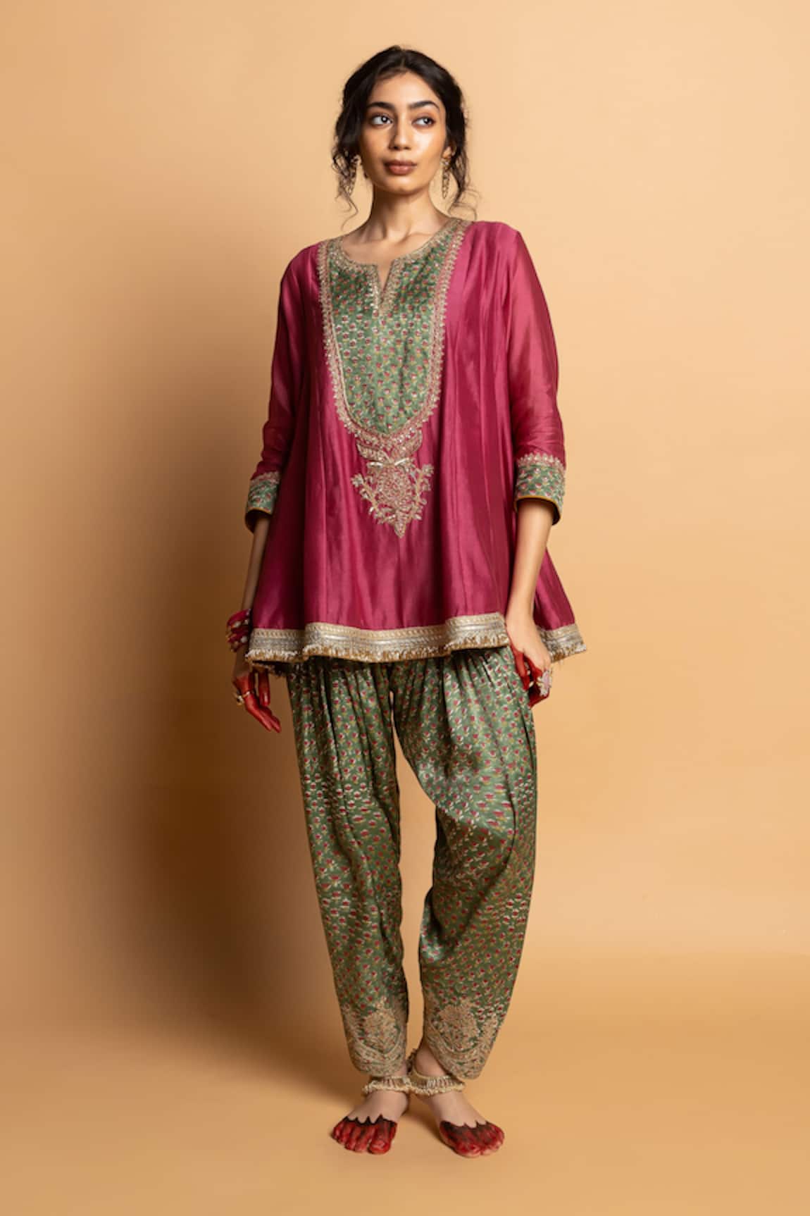 Pants And Pajamas Noor Embroidered Kurta Set