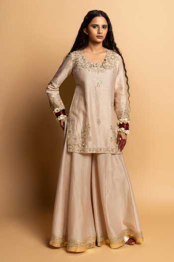 Pants And Pajamas Chandrika Embroidered Kurta