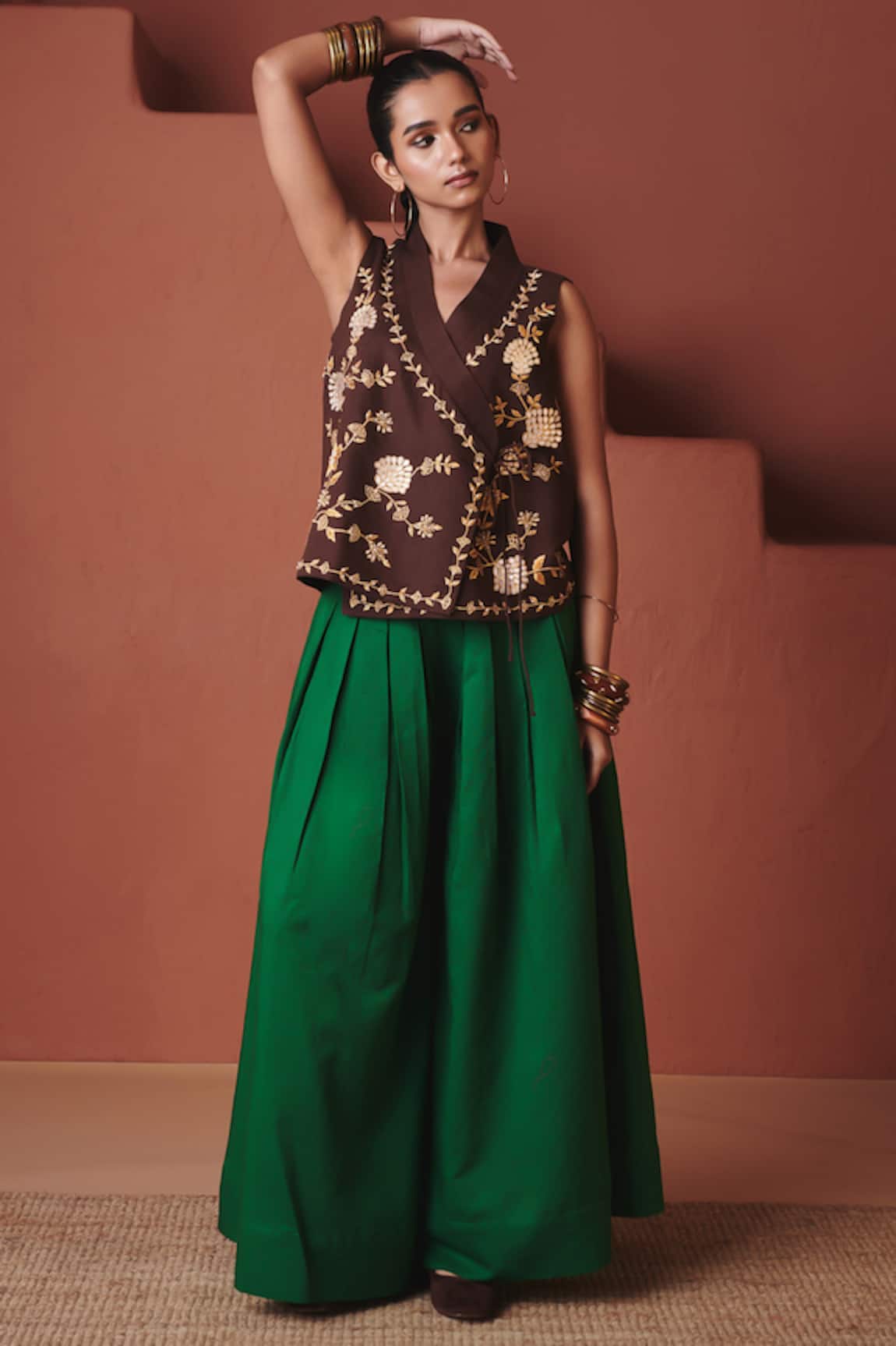 Saphed Paan Multi-Pleated Pant 