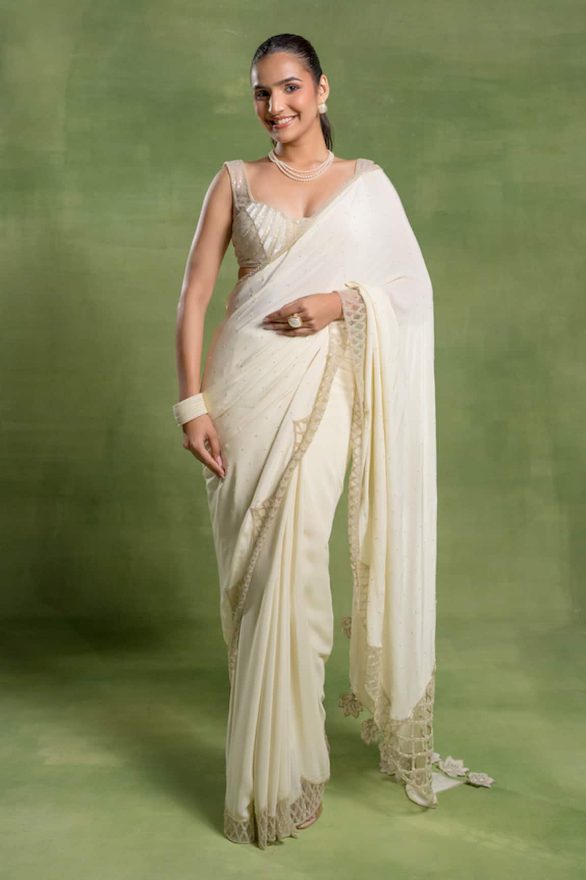 Tuhina Srivastava Embroidered Saree With Blouse