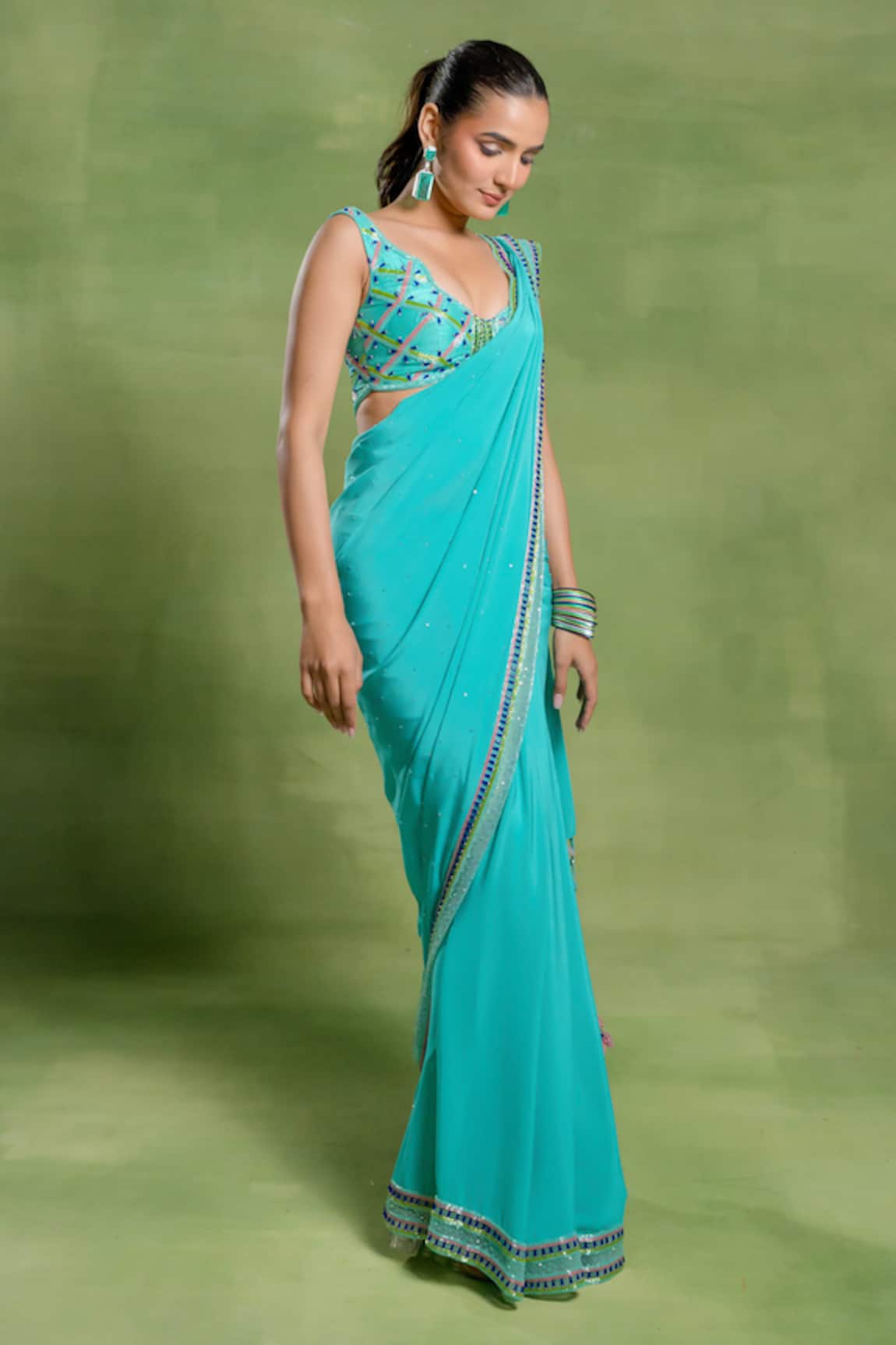 Tuhina Srivastava Embroidered Border Saree & Blouse Set