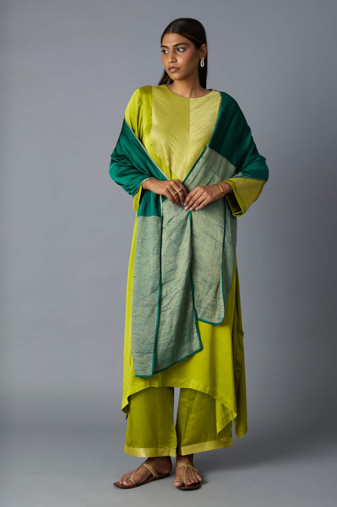 Vasstram Rasna Banarasi Zari Kurta & Pant Set