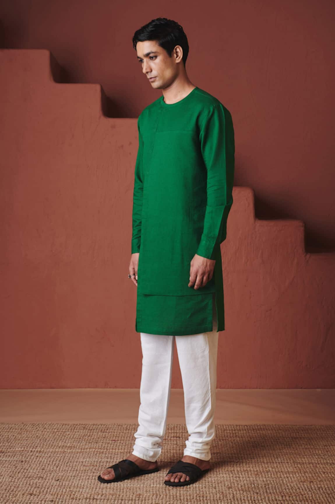 Saphed Paan Cotton Linen Side Panel Kurta Set 