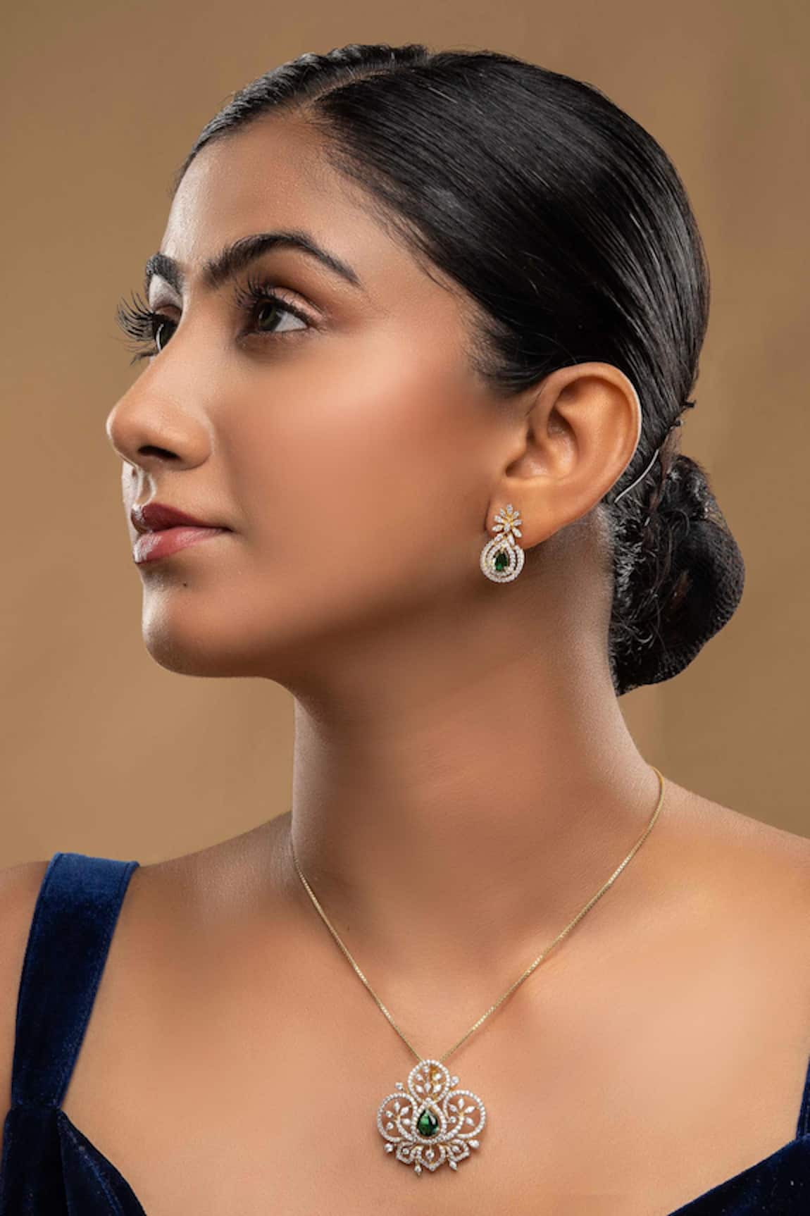 Sica Jewellery Alam Stone Embellished Pendant Set 