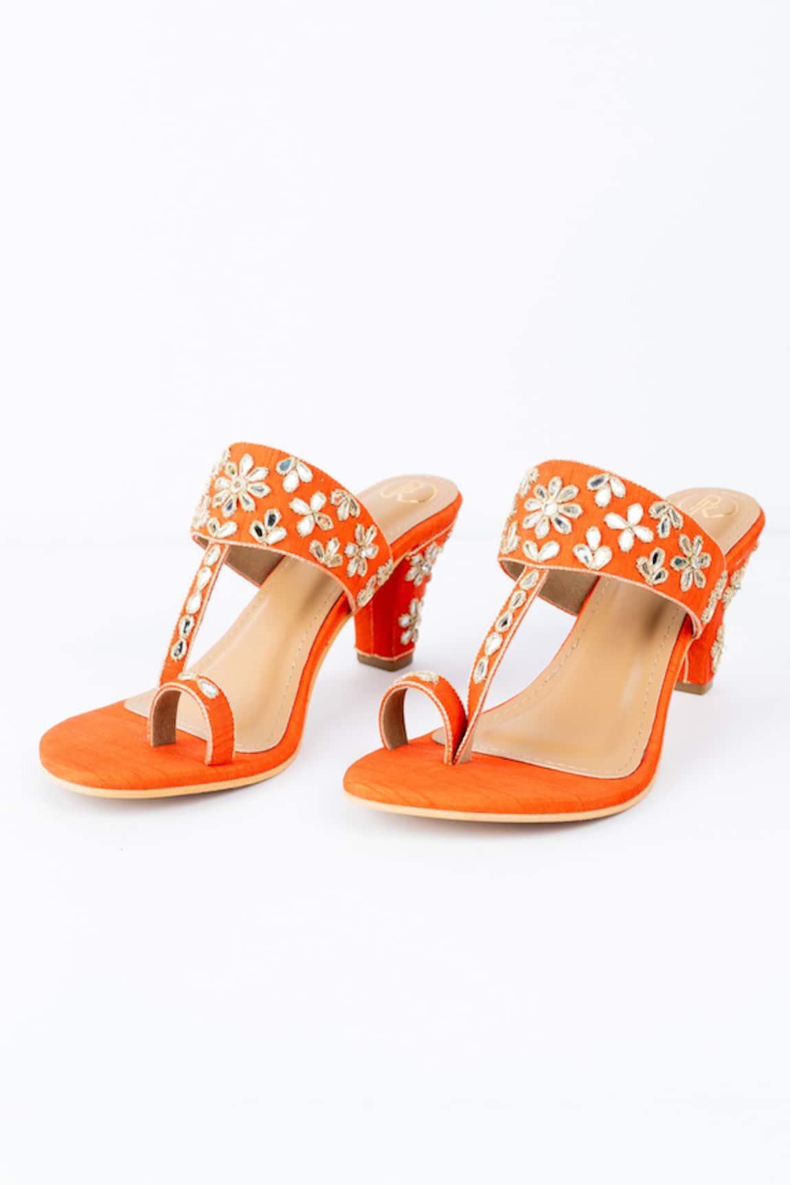 Preet Kaur Ambar Sheesha Embroidered Kolhapuri Heels