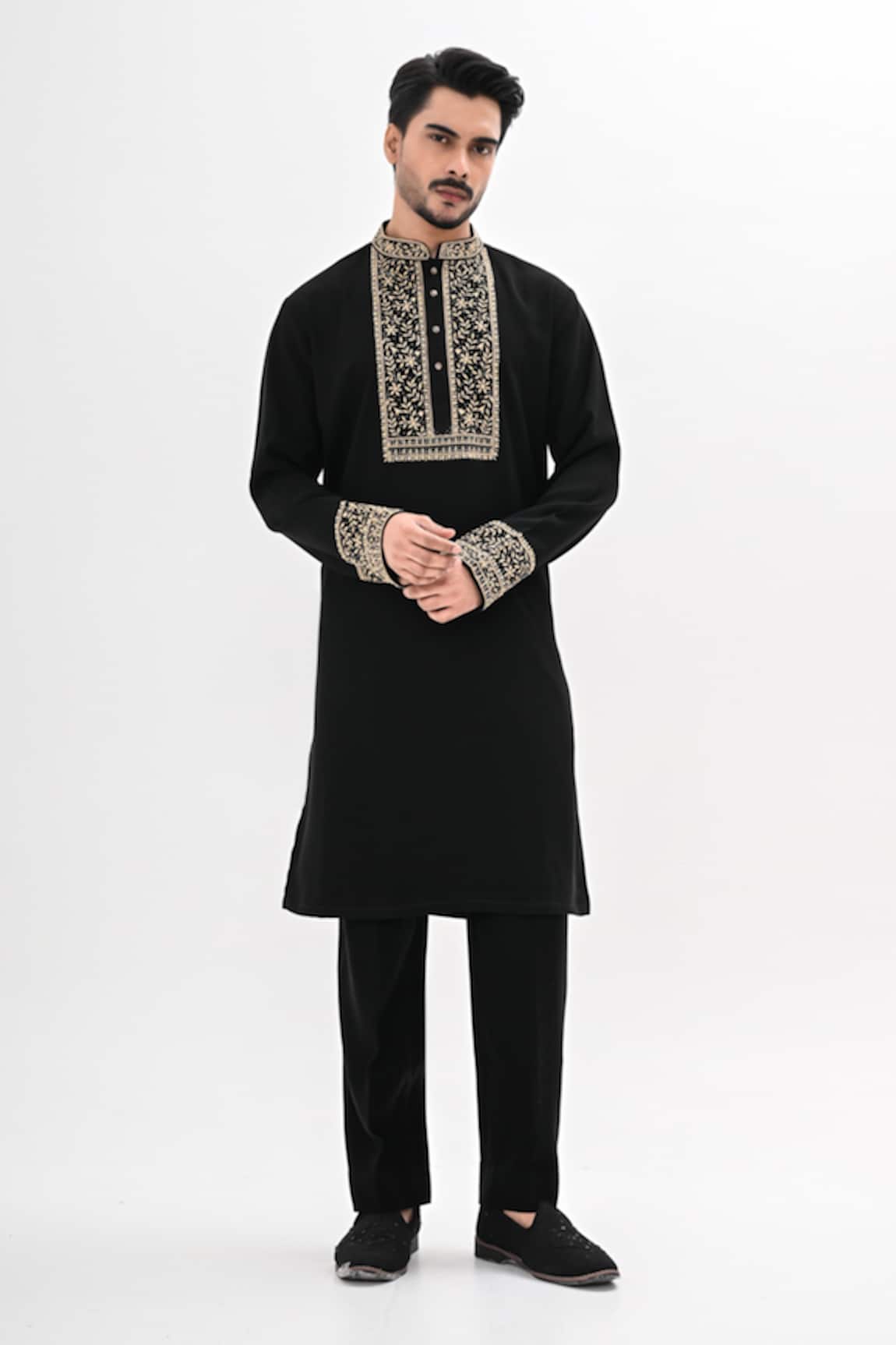 Kalpana Naik Shab Gul Hand Embroidered Kurta Set 