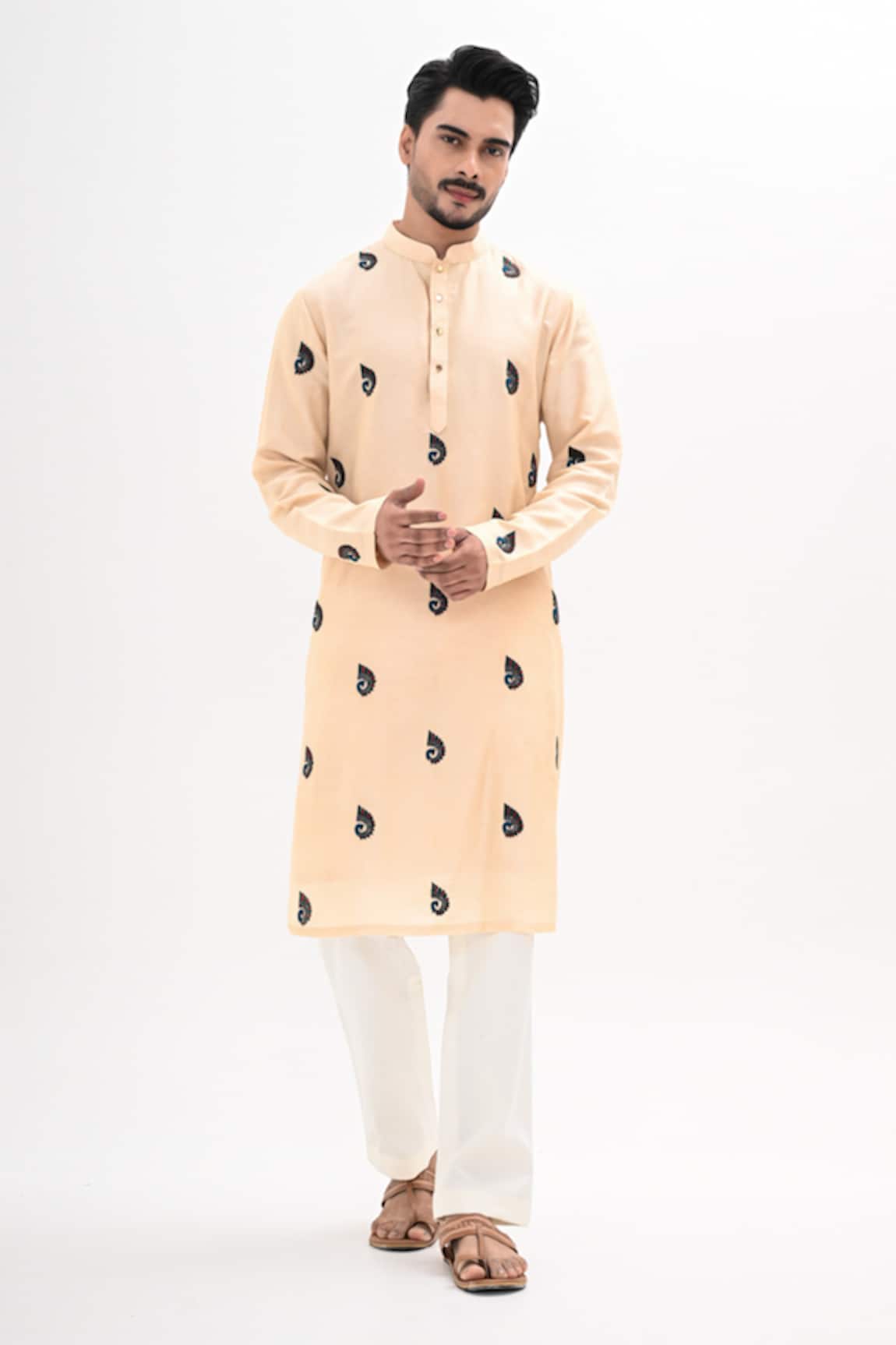 Kalpana Naik Peacock Motif Hand Embroidered Kurta Set 