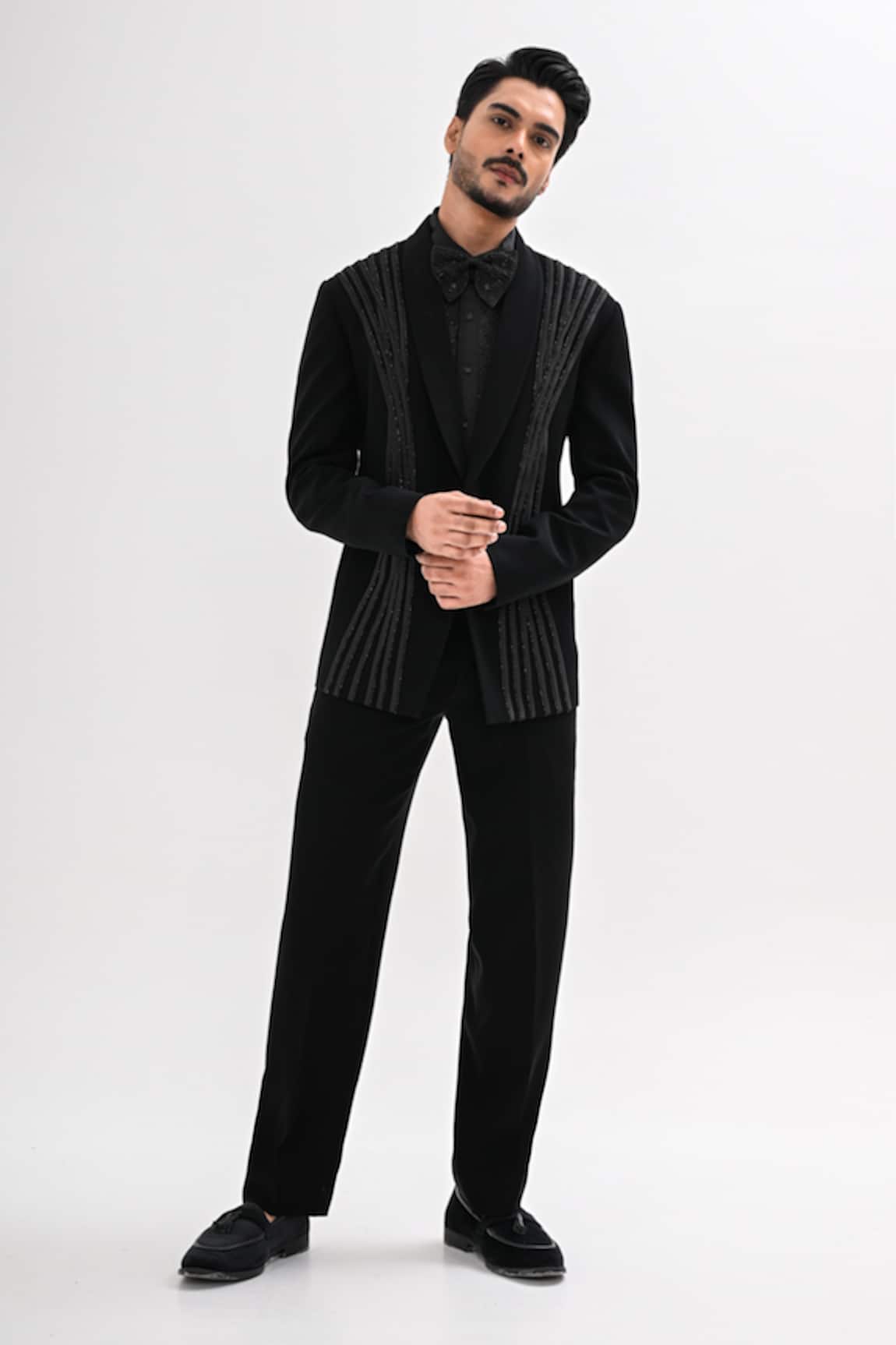 Kalpana Naik Velinor Hand Embroidered Tuxedo Pant Set