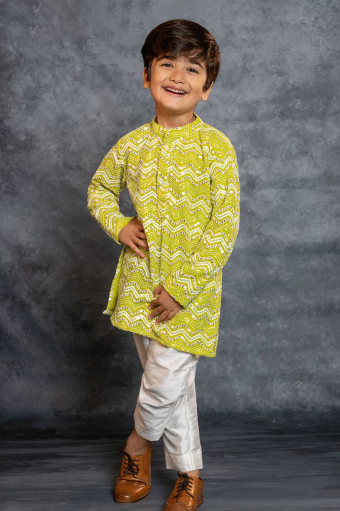 JILMIL DREAMWEAR Embroidered Georgette Kurta Set