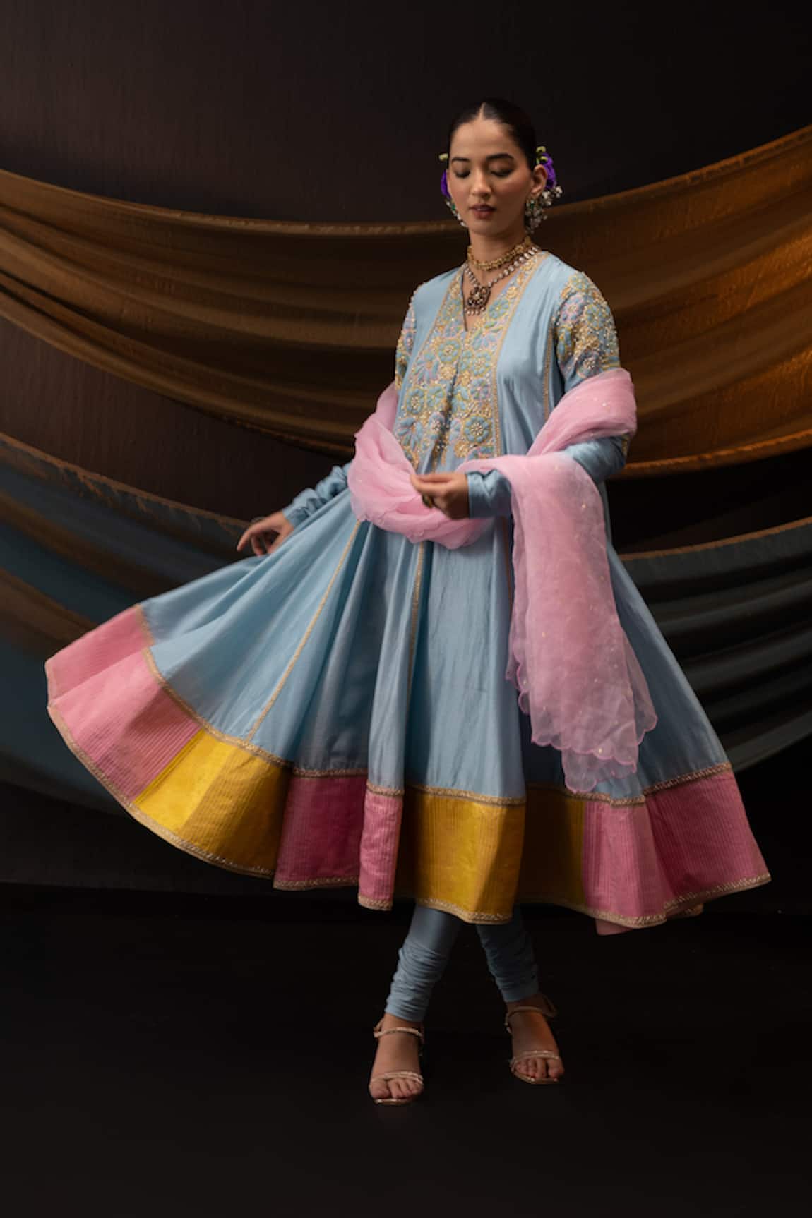 Svastih Gulnar 3D Floral Applique Anarkali Set