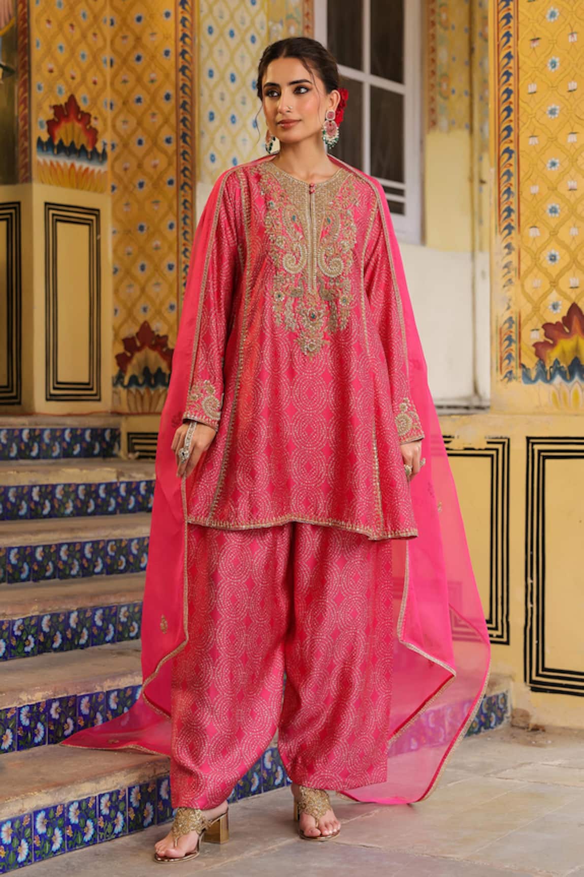 Label Niti Bothra Pink Printed Pheran Short Kurta Set 