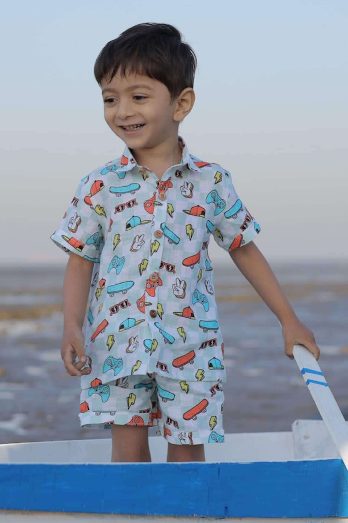 Funny Bones Clothings Checks & Skates Print Shirt With Shorts