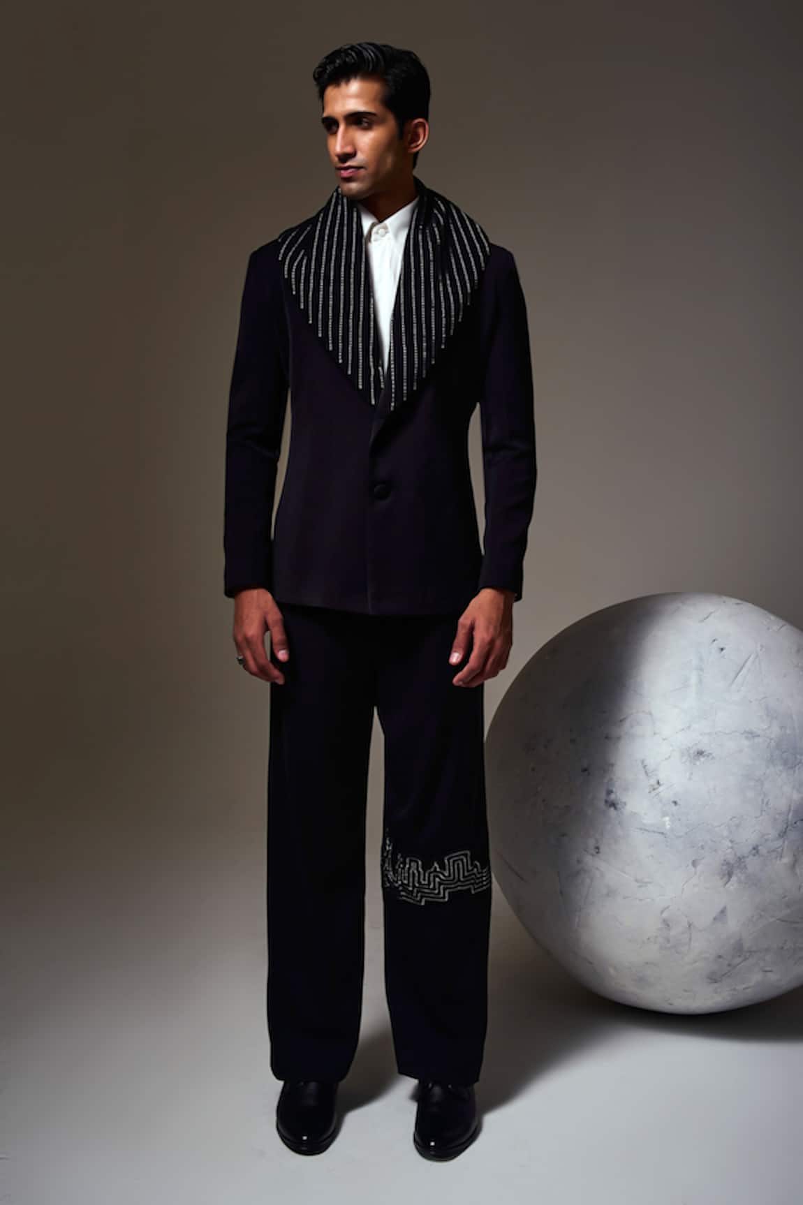 Orthodox Refined Lineage Embroidered Blazer