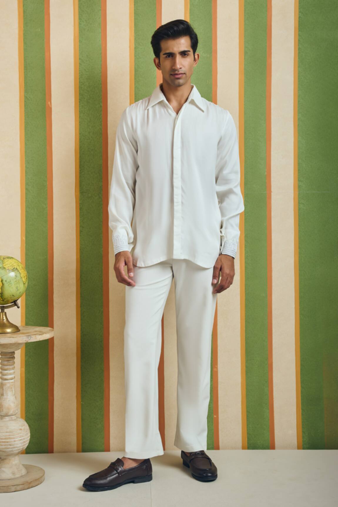 Orthodox Rear Crest Cotton Linen Shirt