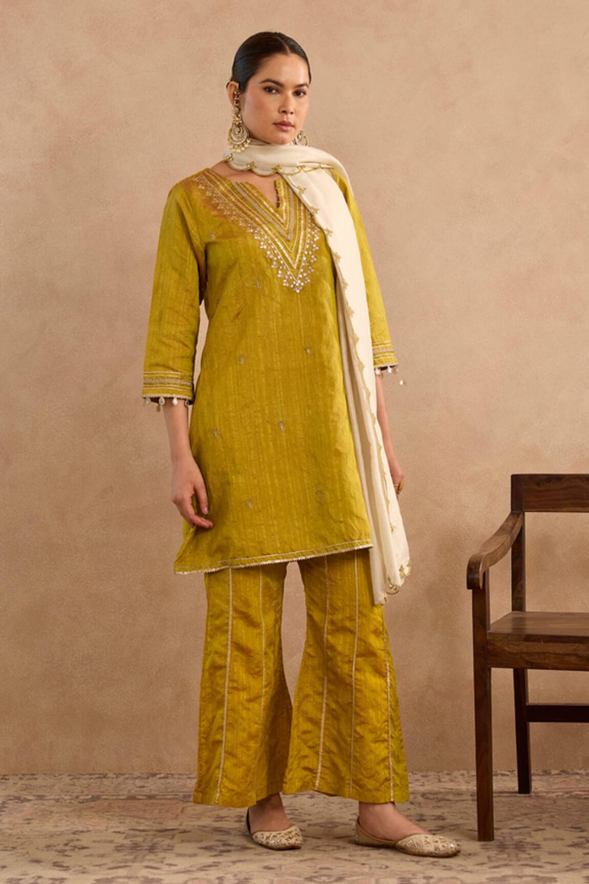 Nero India Scallop Chanderi Stripe Dupatta