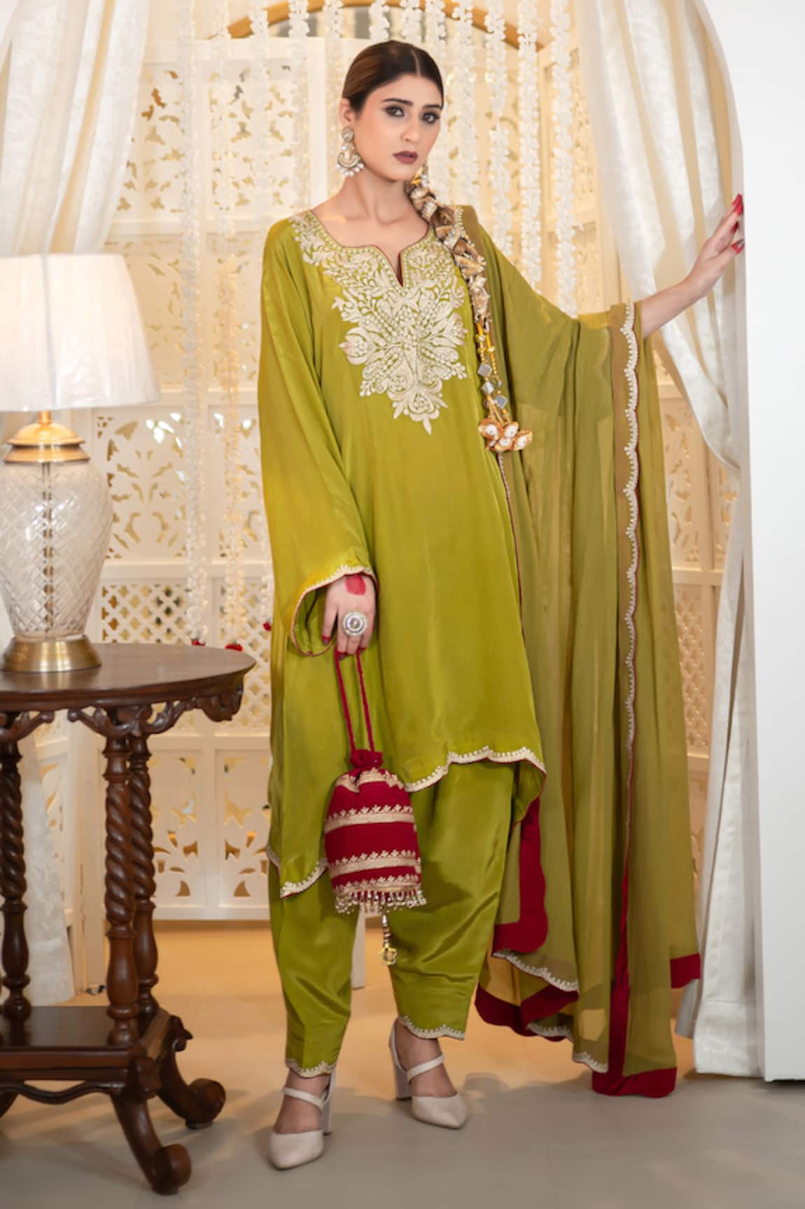 Daljit Sudan Crepe Aari Embroidered Kurta Salwar Set