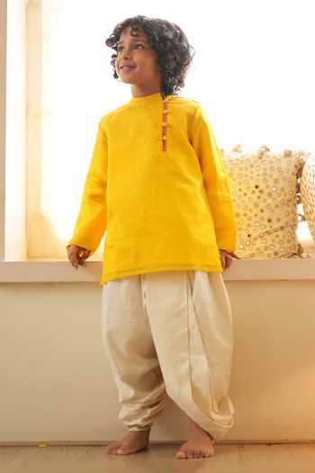 Love The World Today Basant Cotton Silk Side Button Placket Kurta 