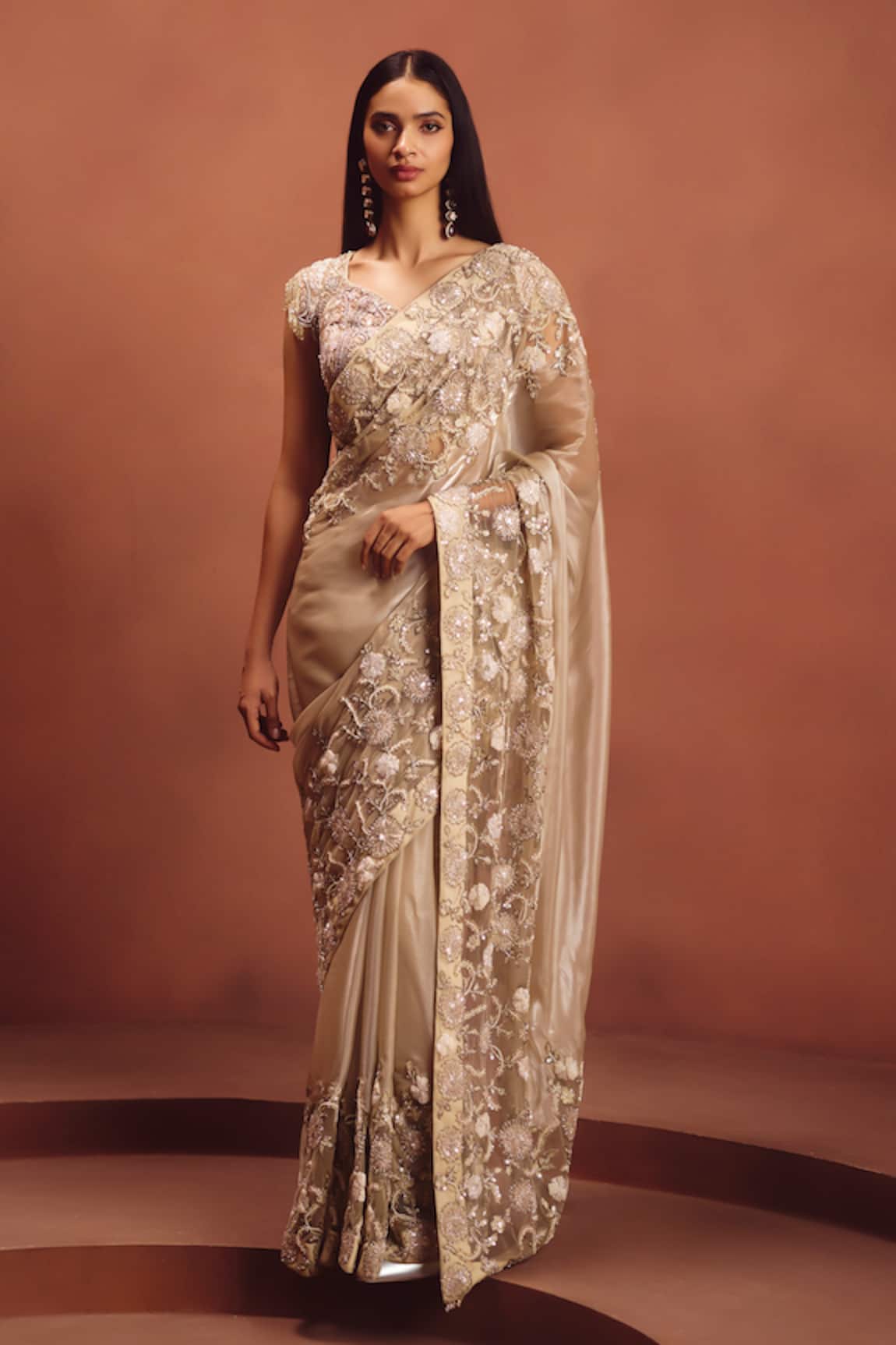 Awigna Ivory Embellished Saree With Blouse