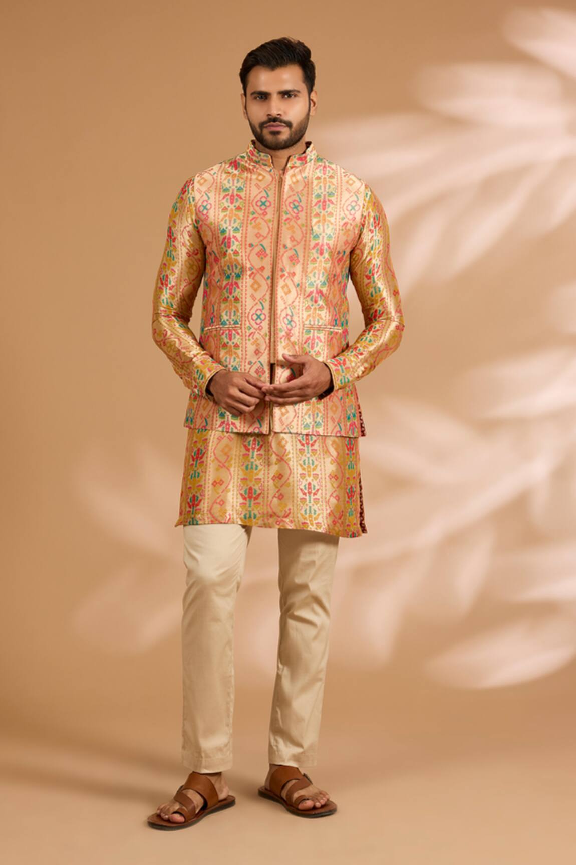 Rabani & Rakha Zari Benarsi Print Bundi Kurta Set 