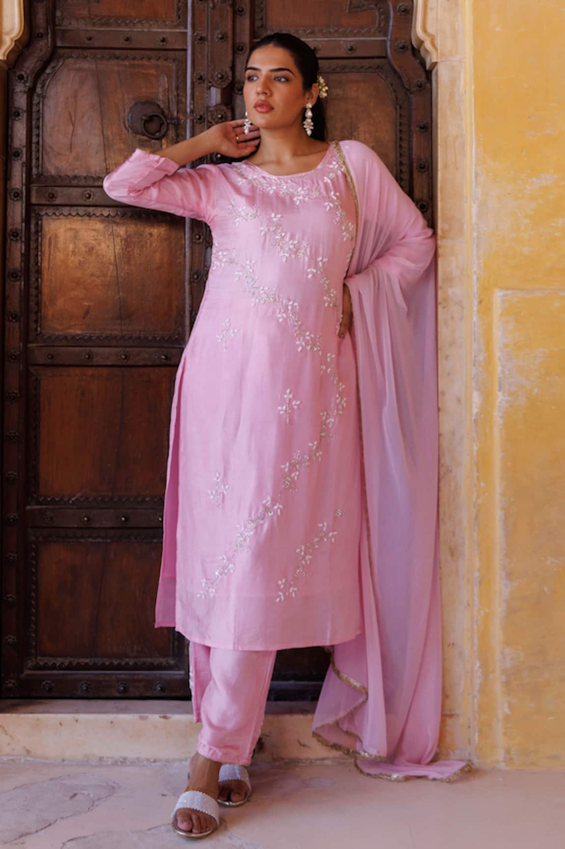 Bannhi By Priyanka Rathore Hand Embroidered Cutdana & Beadwork Kurta Set