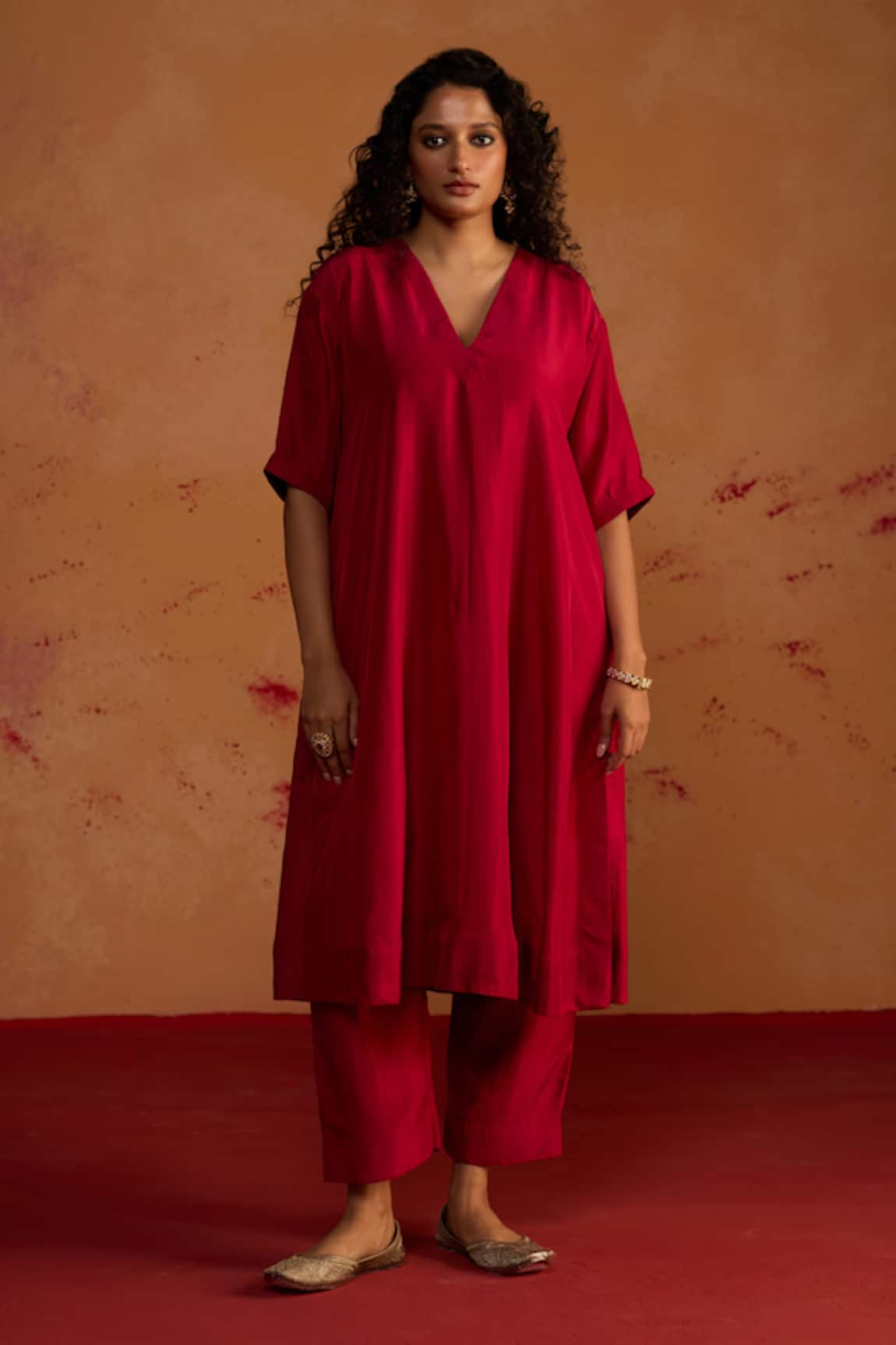 Rhua Pure Silk V-Neck Kurta & Pant Set