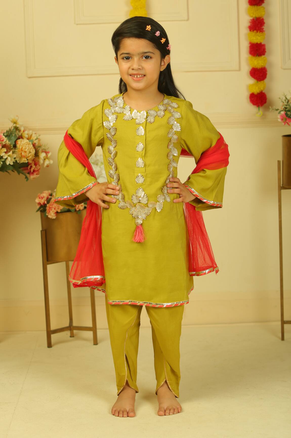 Pankhuri By Priyanka Leaf Embroidered Kurta Tulip Pant Set