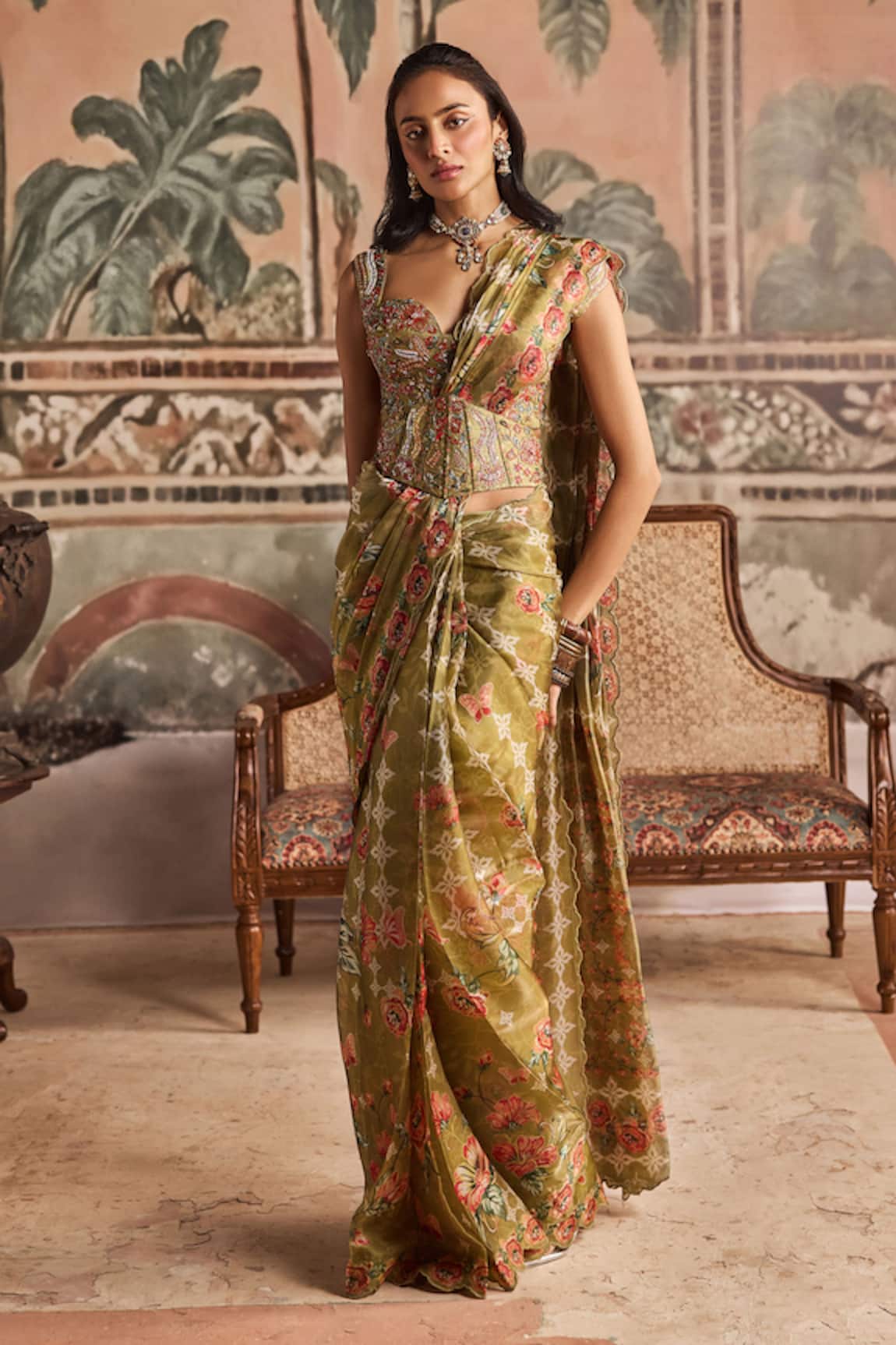 Show Shaa Floral Print Saree With Embroidered Corset & Belt