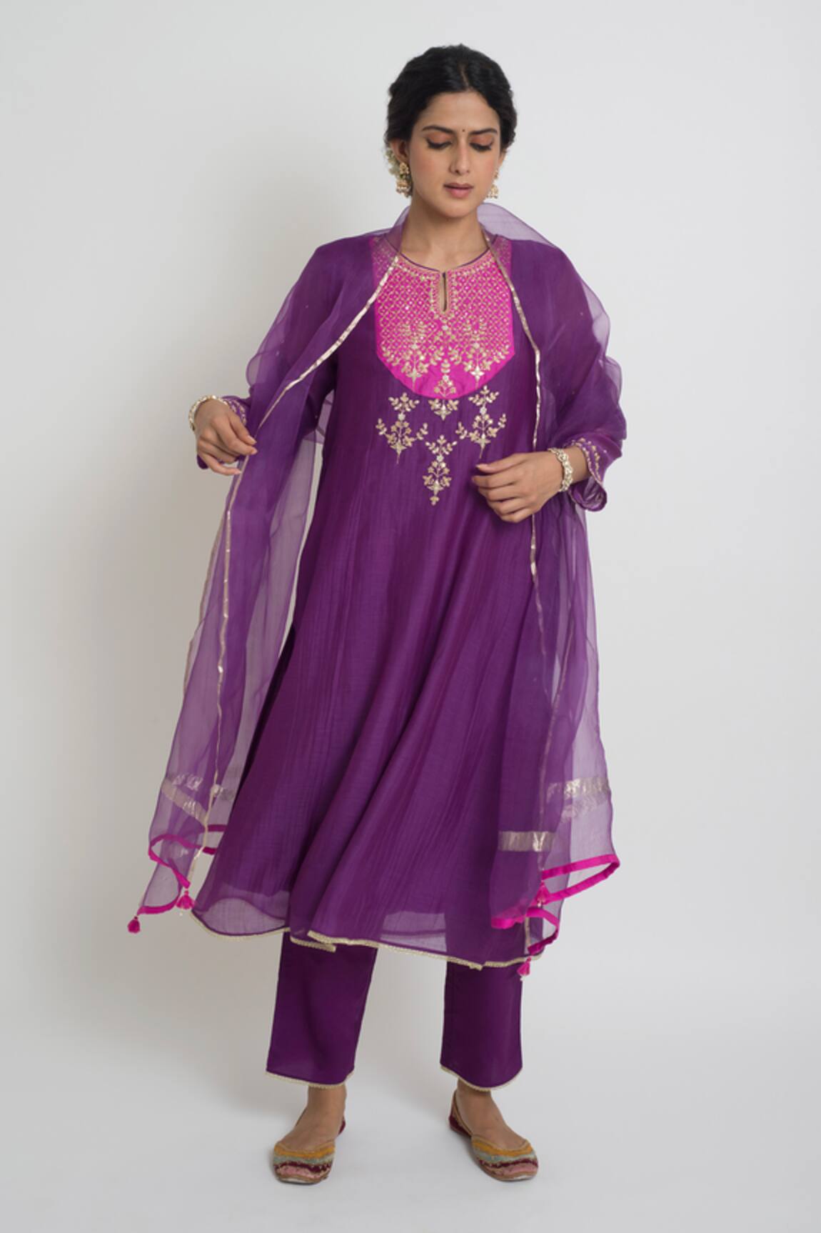 Sinjhar Embroidered Chanderi Kurta, Pant & Dupatta Set