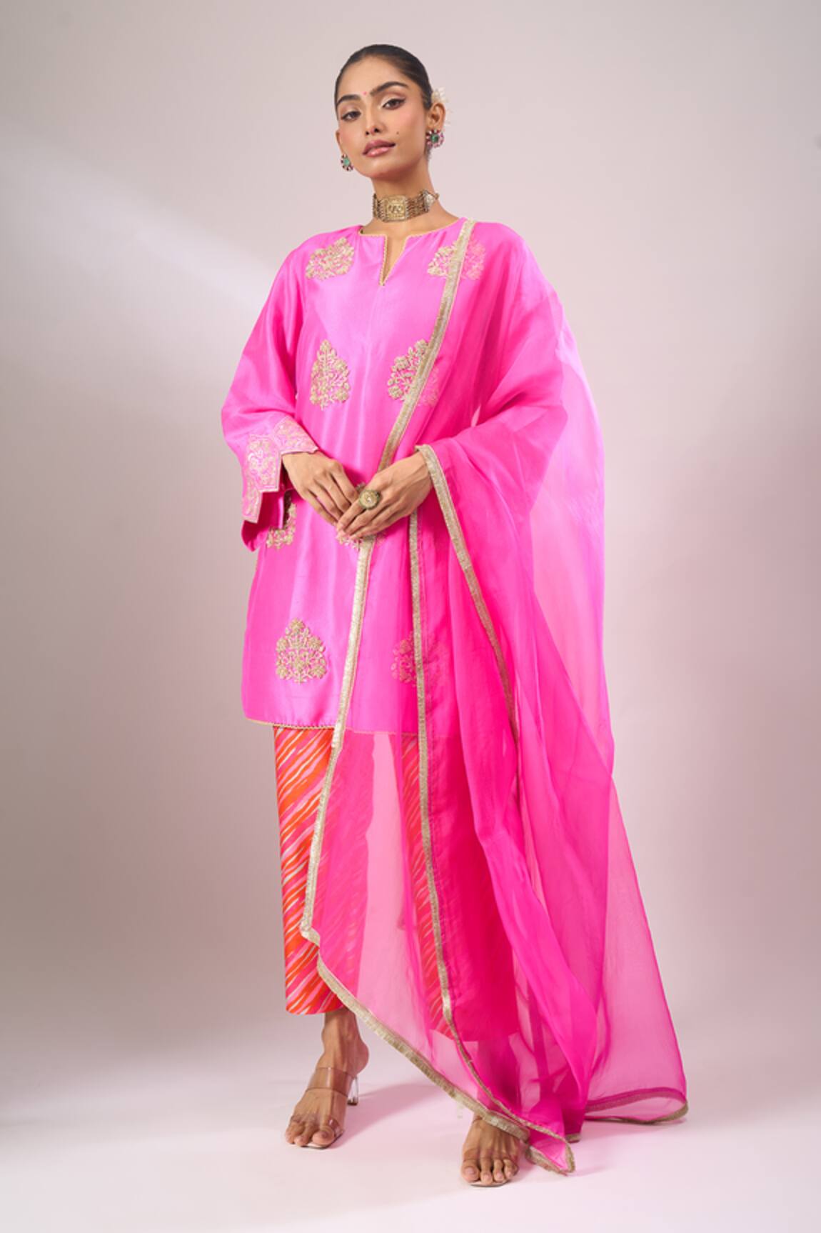 Archana Shah Dahlia Embroidered Kurta Set