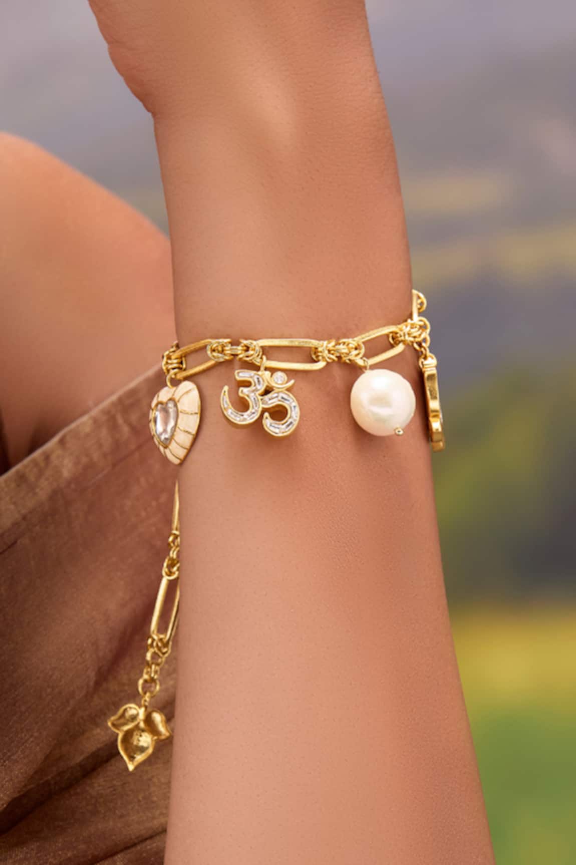 Mnsh Shubh Polki Bracelet