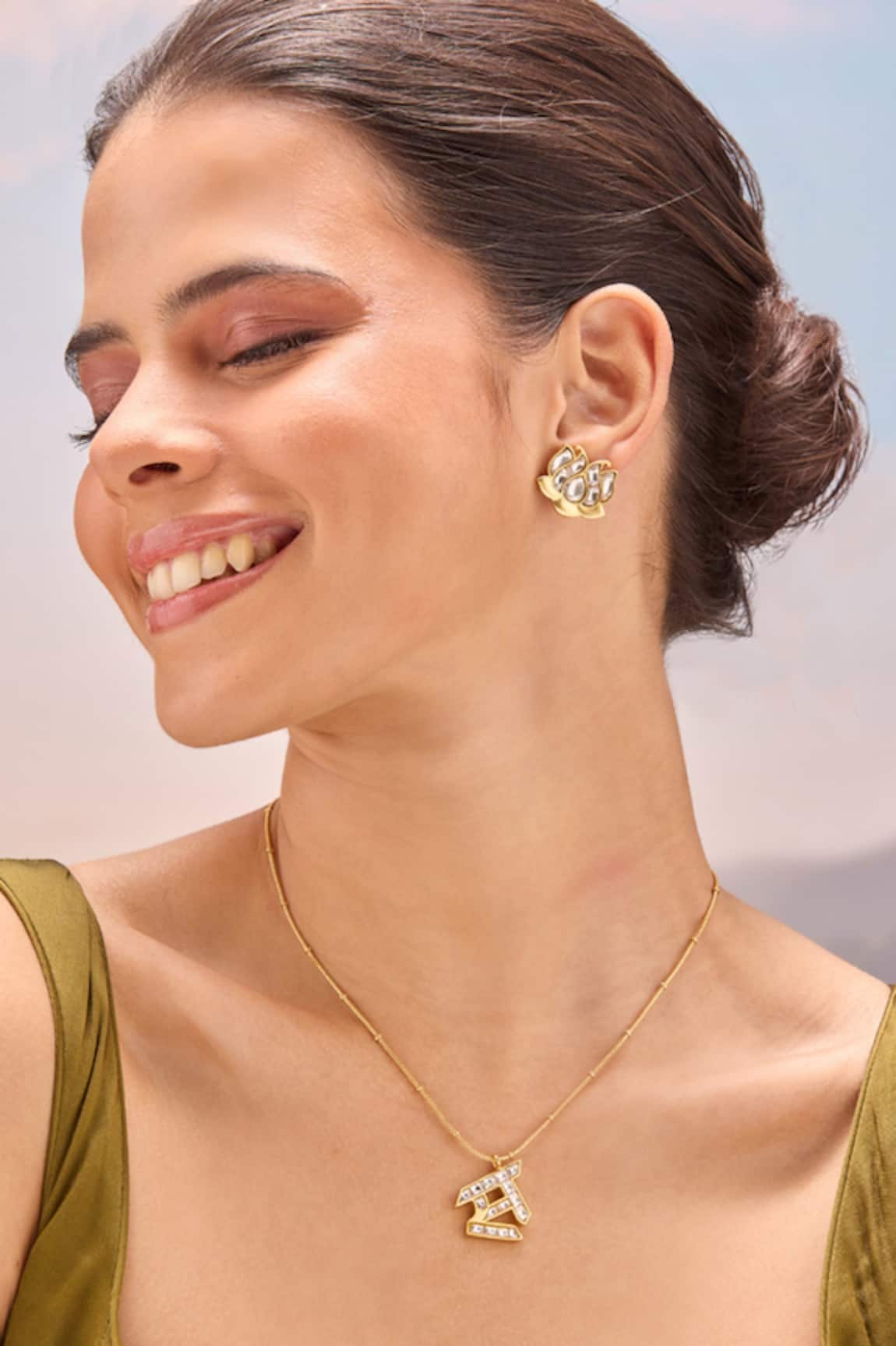 Mnsh Polki S Shaped Pendant Necklace