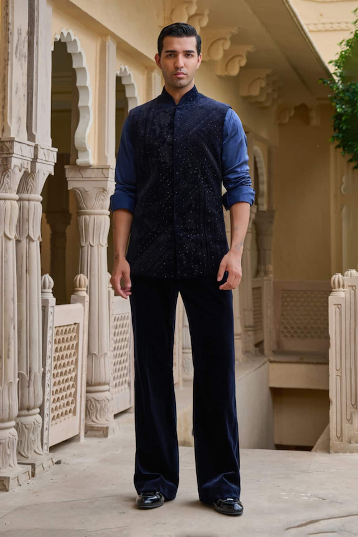 Tarun Tahiliani Floral Waistcoat & Trouser Set 